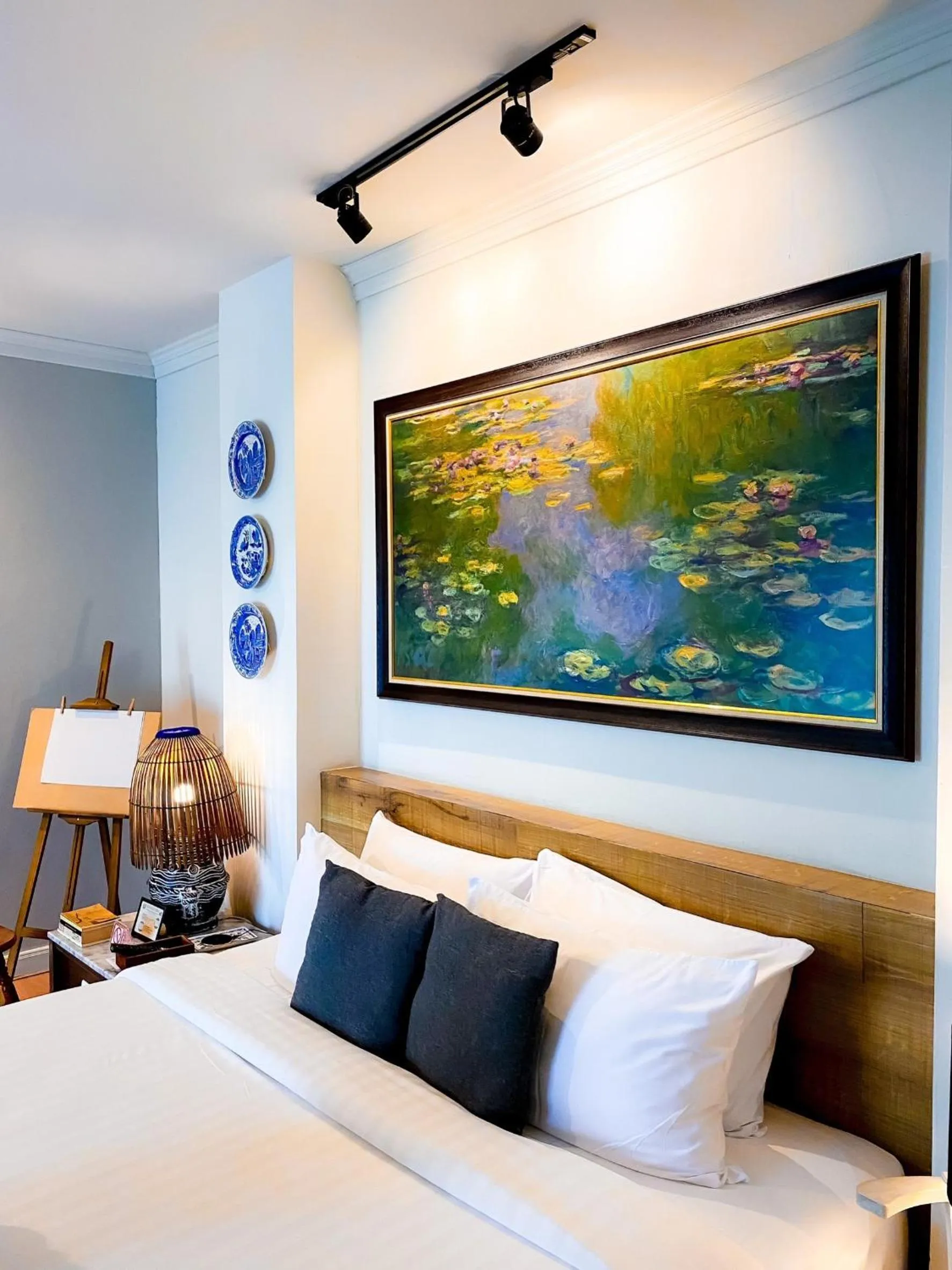 Photo of the whole room, Bed in Yuu Hotel Ubon Ratchathani