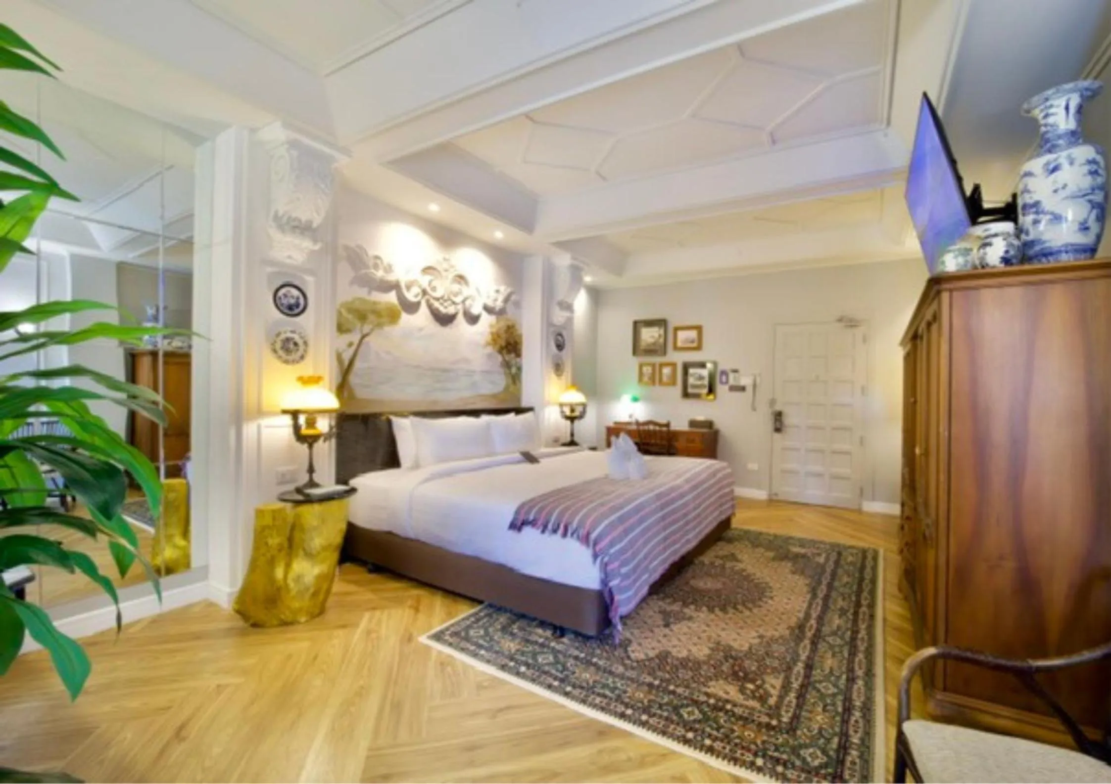 Photo of the whole room, Bed in Yuu Hotel Ubon Ratchathani