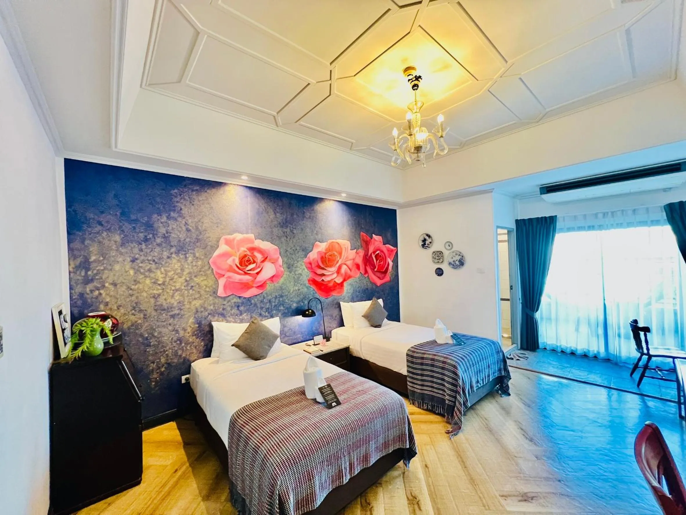 Photo of the whole room, Bed in Yuu Hotel Ubon Ratchathani