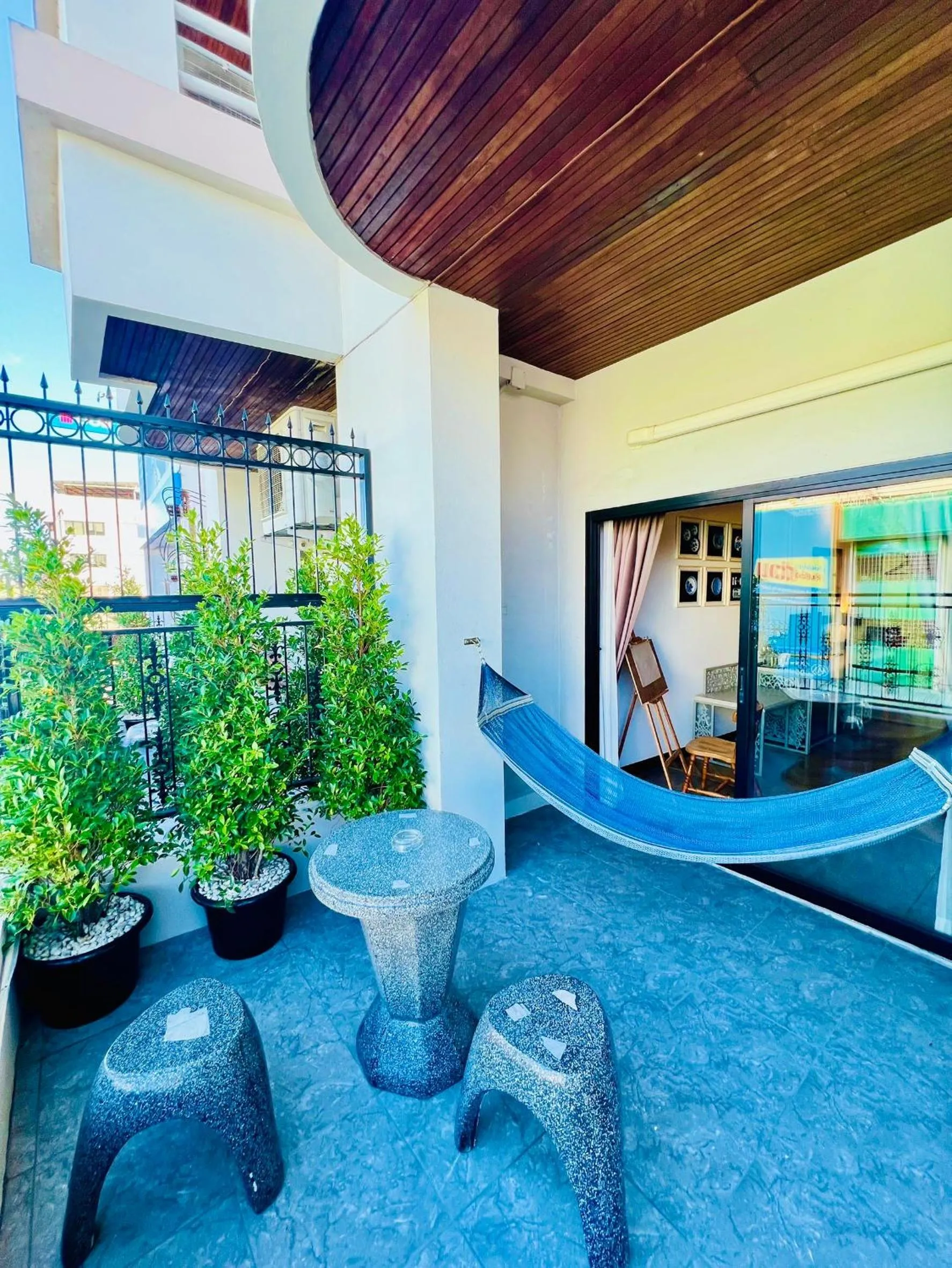 Balcony/Terrace in Yuu Hotel Ubon Ratchathani