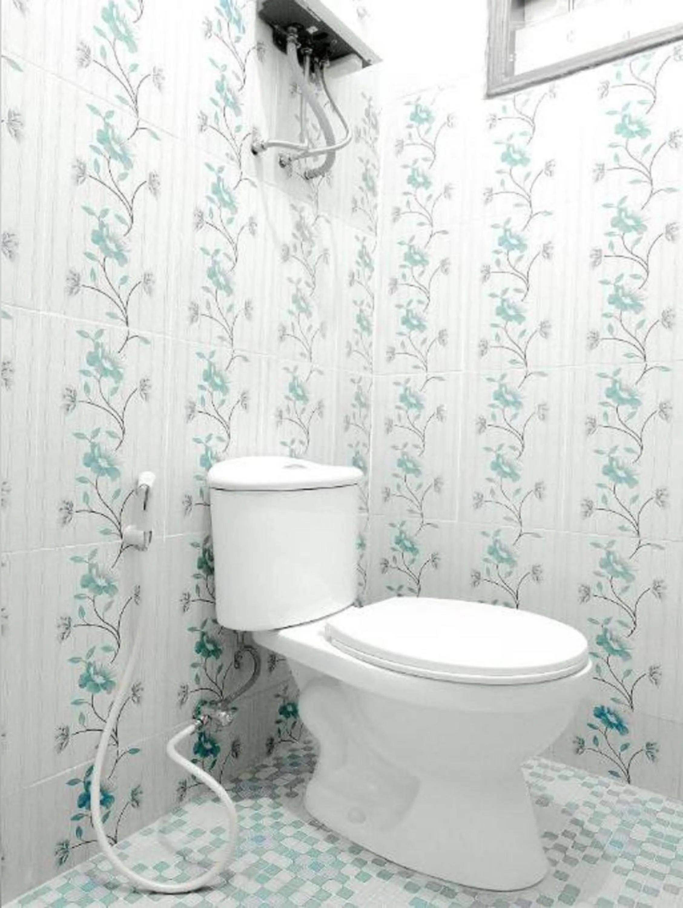 Bathroom in OYO 605 Queen Homestay