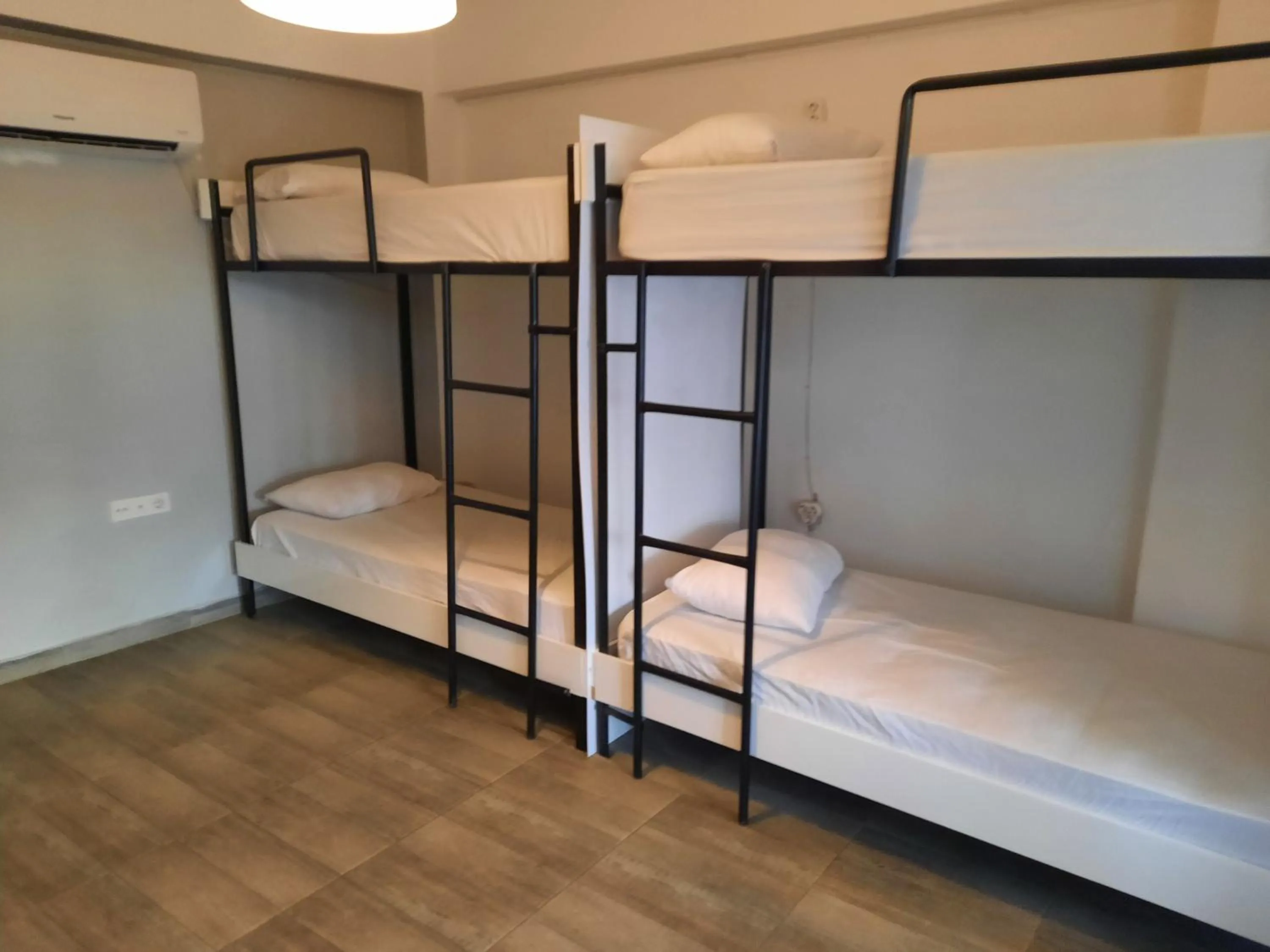 Bed in Kuyu Beergarden Hostel