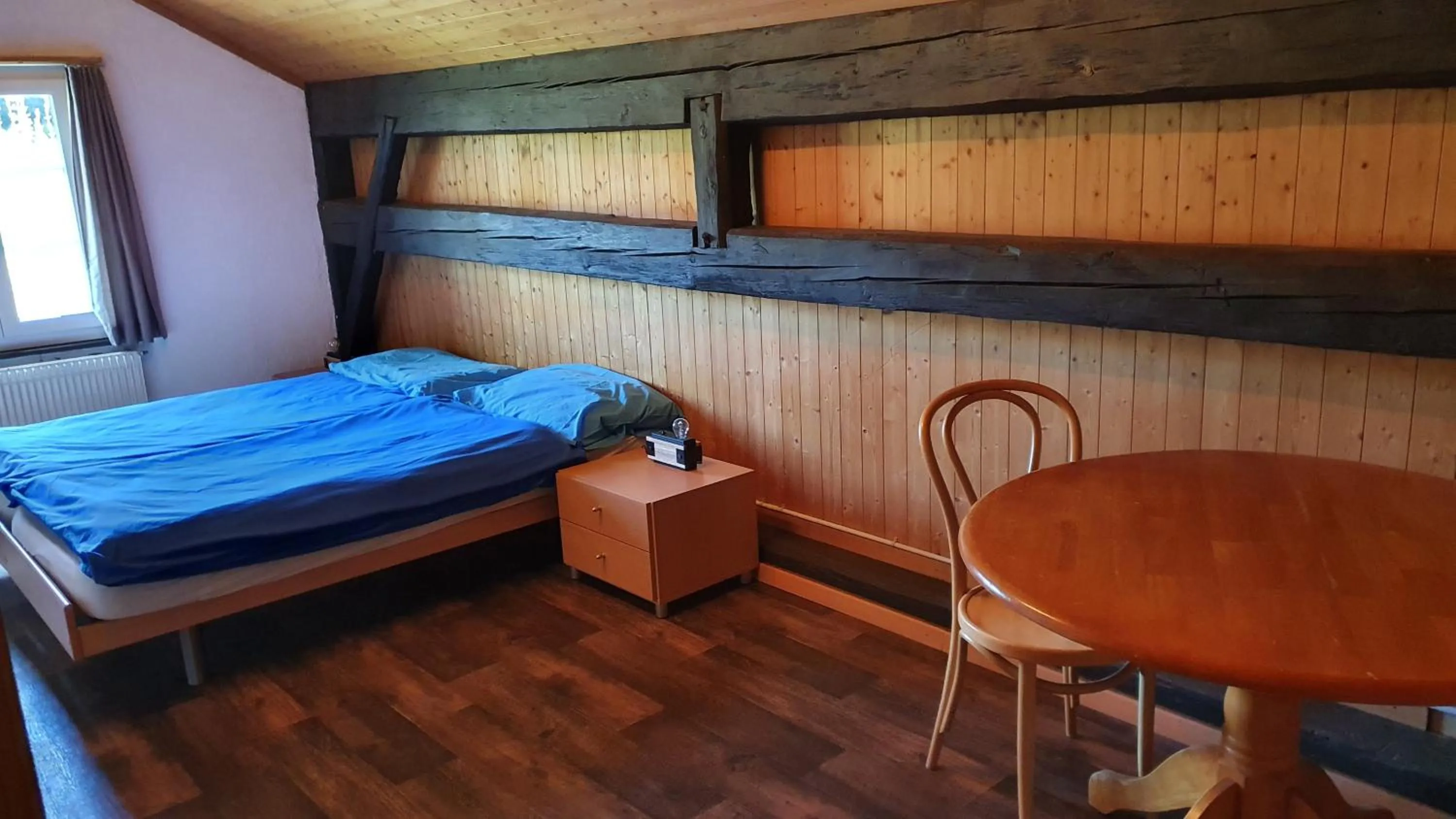 Bed in Auberge de la Couronne