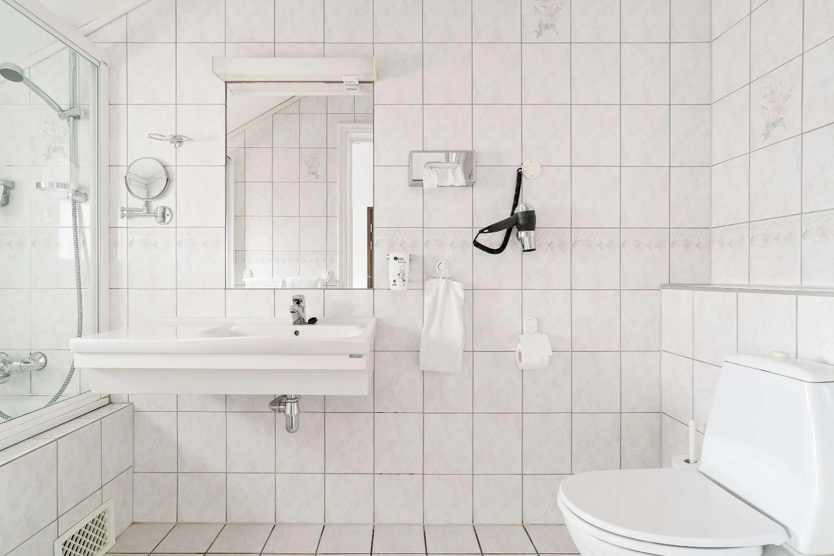 Bathroom in Havly Hotell