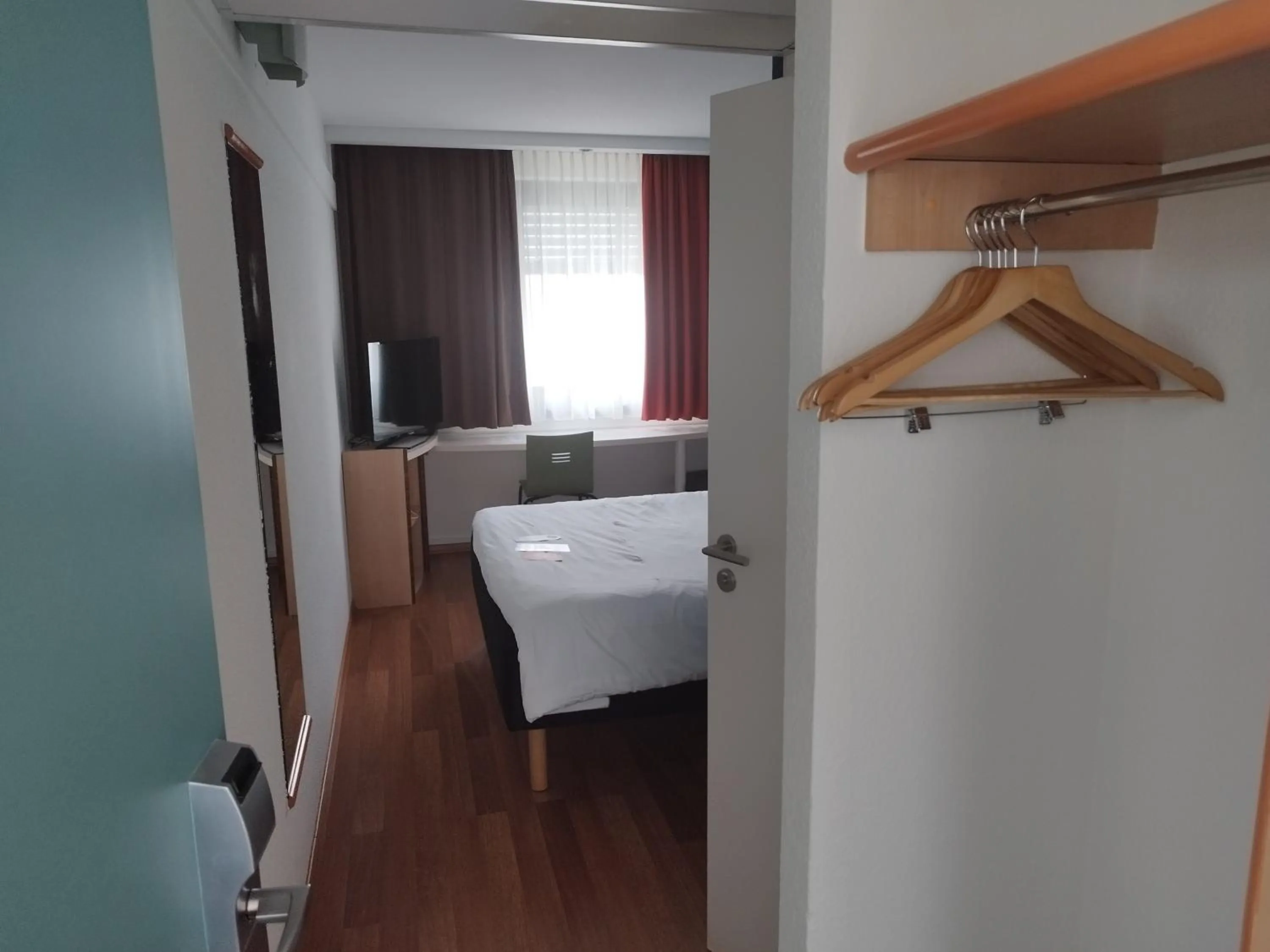 Bedroom, Bed in Ibis Ulm City