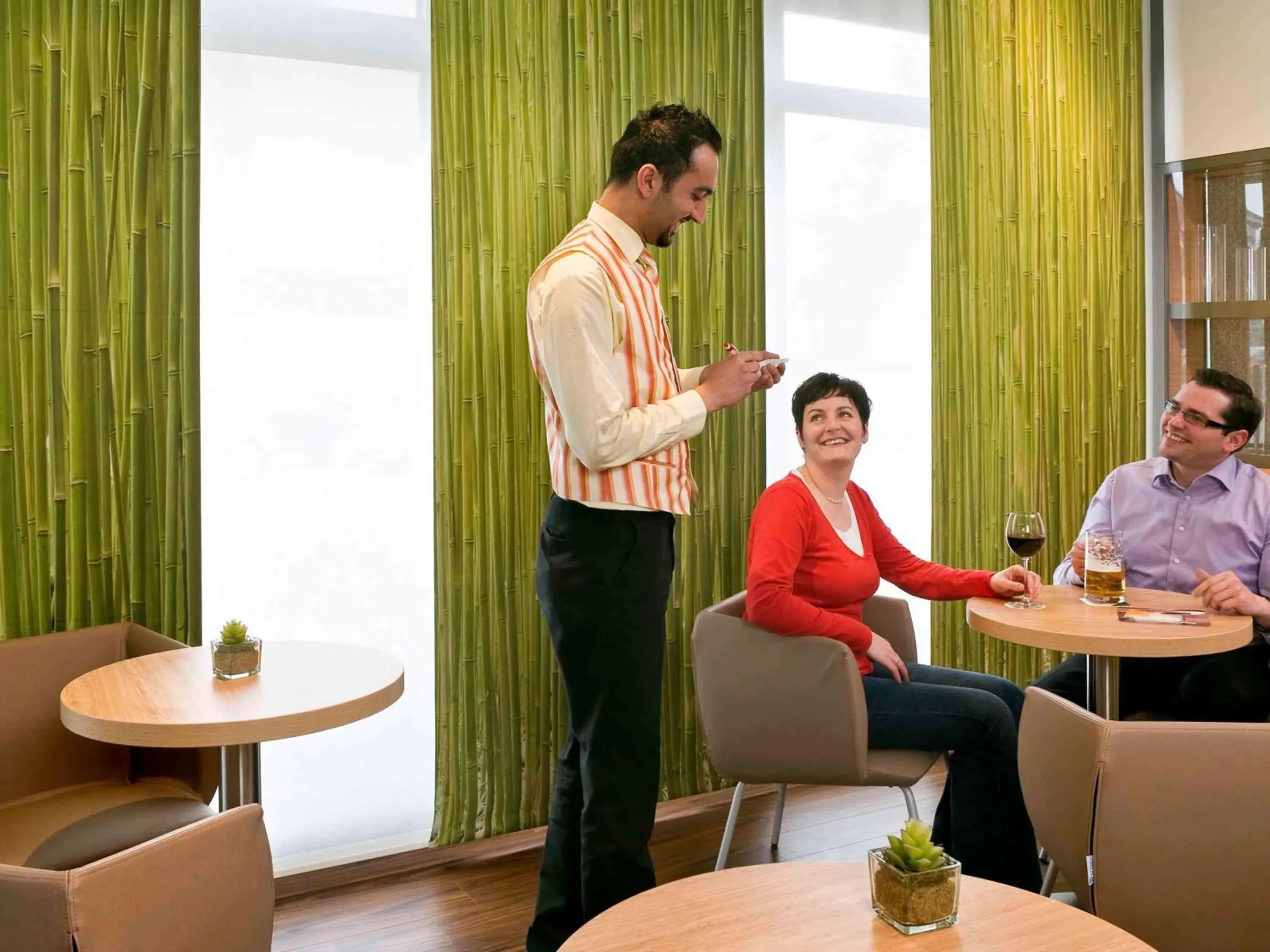 Restaurant/places to eat in Ibis Ulm City Restaurant/places to eat in Ibis Ulm City