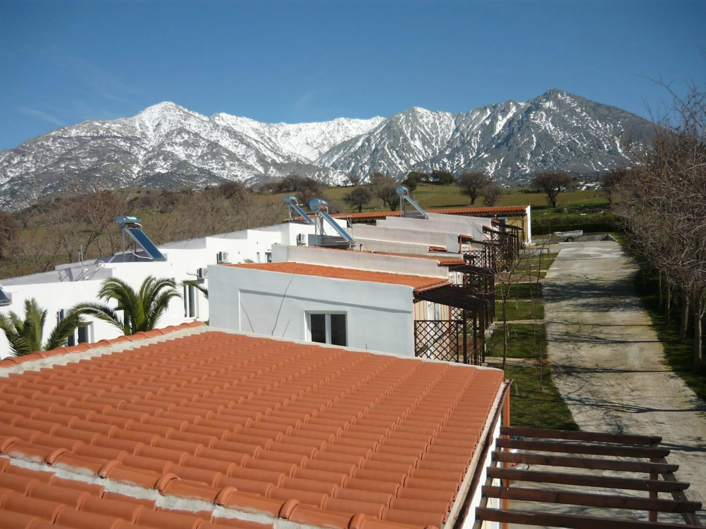 Victory Apartments Hotel