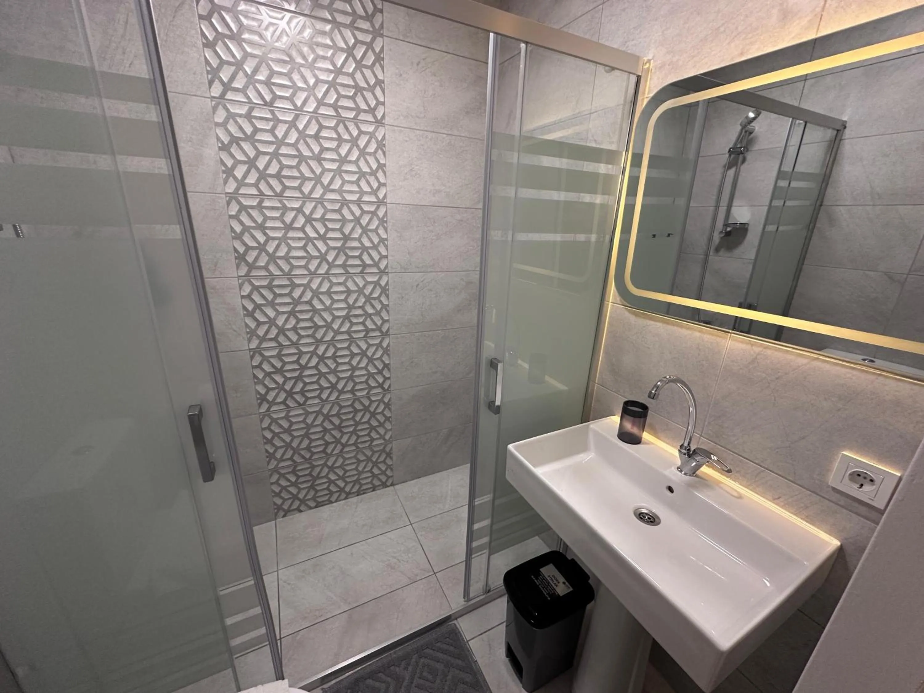 Bathroom in New Pera