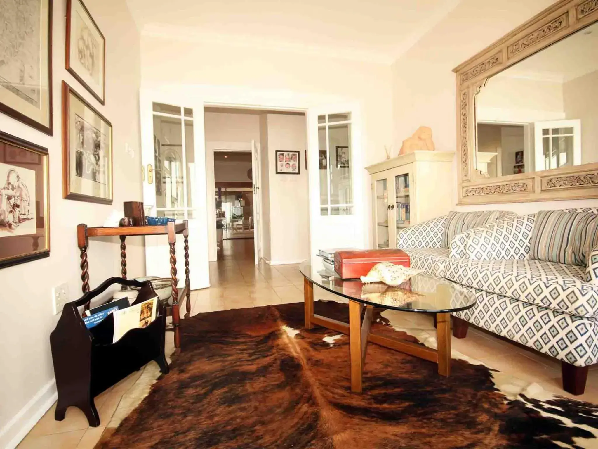 Library, Bed in Fairlight Beach House Library, Bed in Fairlight Beach House