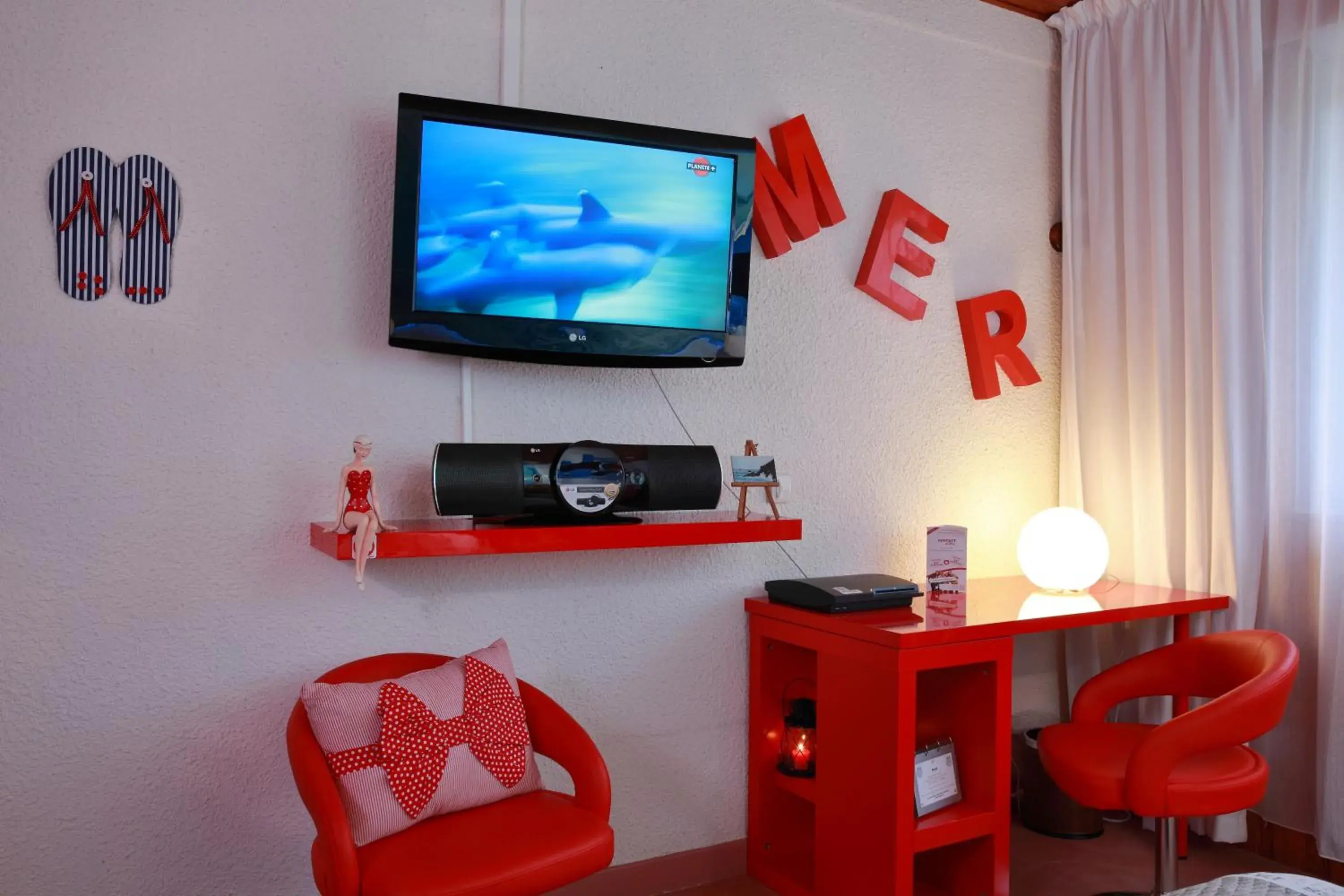 Superior Twin Room in Auberge Du Parc Superior Twin Room in Auberge Du Parc