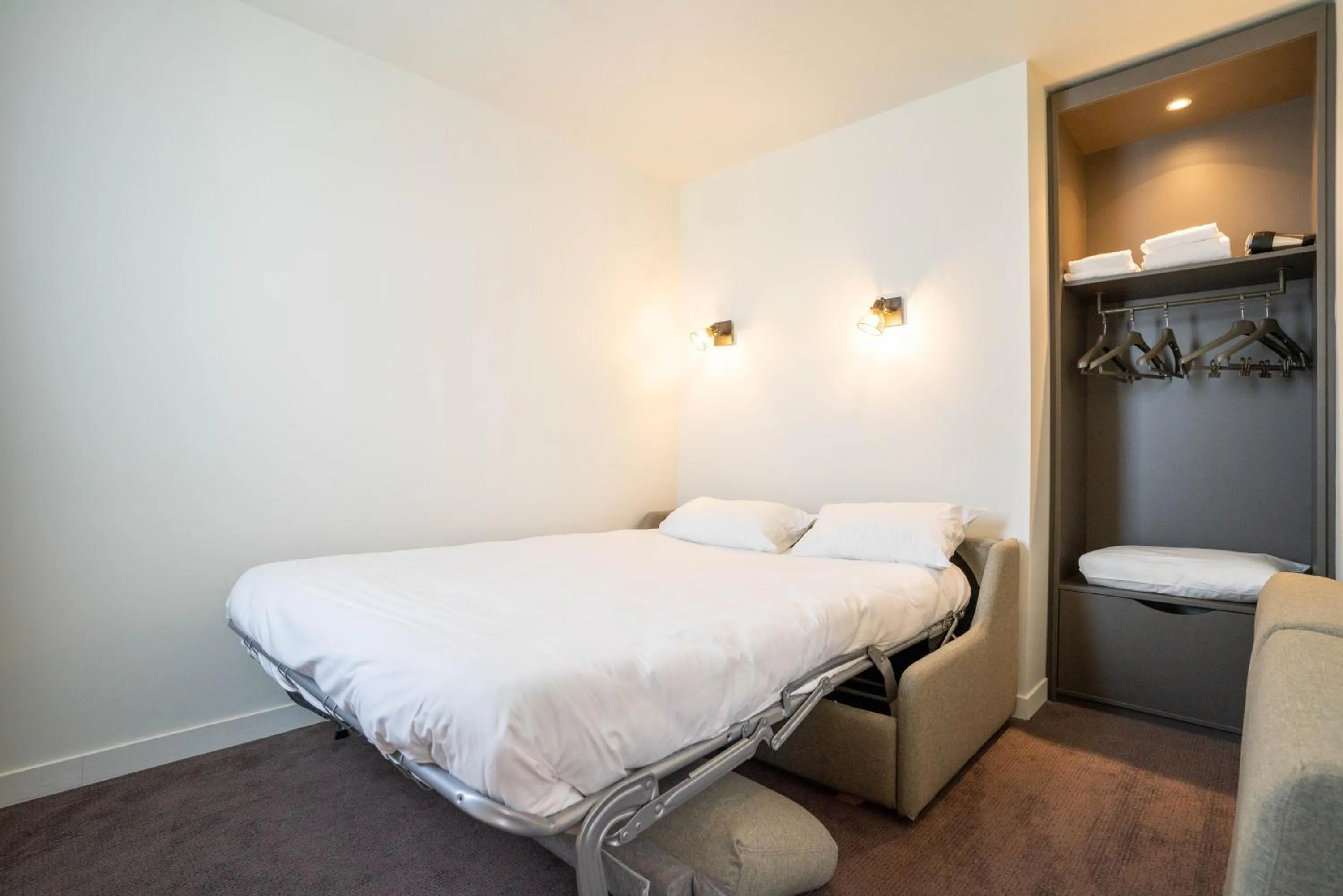 Bed in Campanile Tours Nord