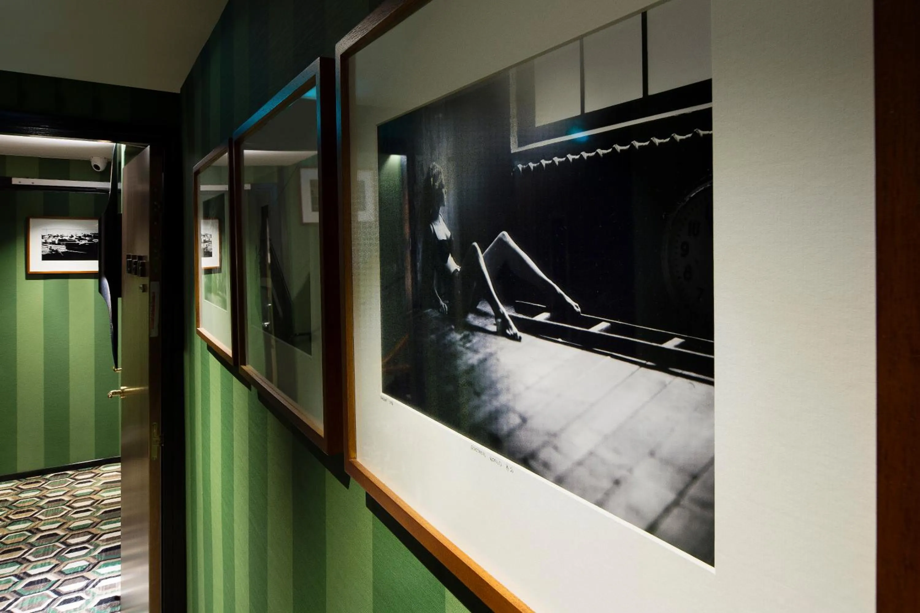 Decorative detail in Hôtel Eiffel Turenne