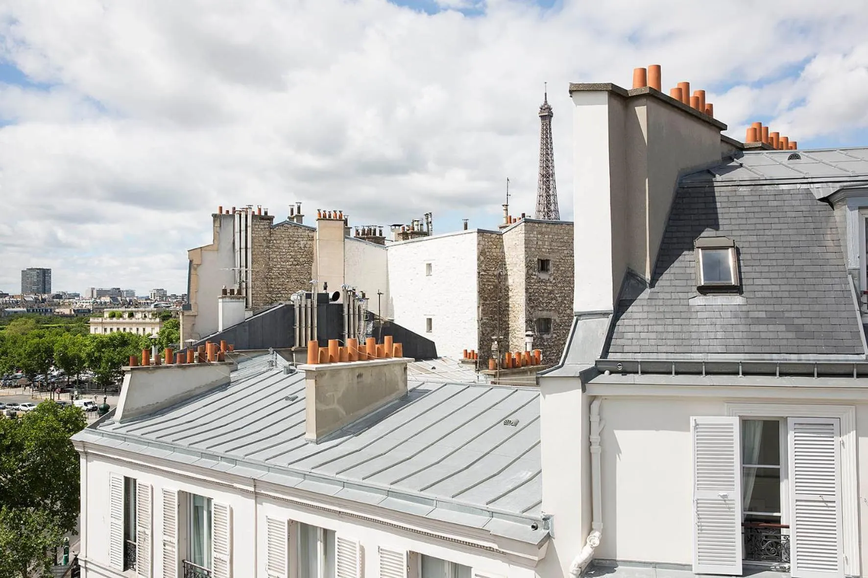 Landmark view in Hôtel Eiffel Turenne