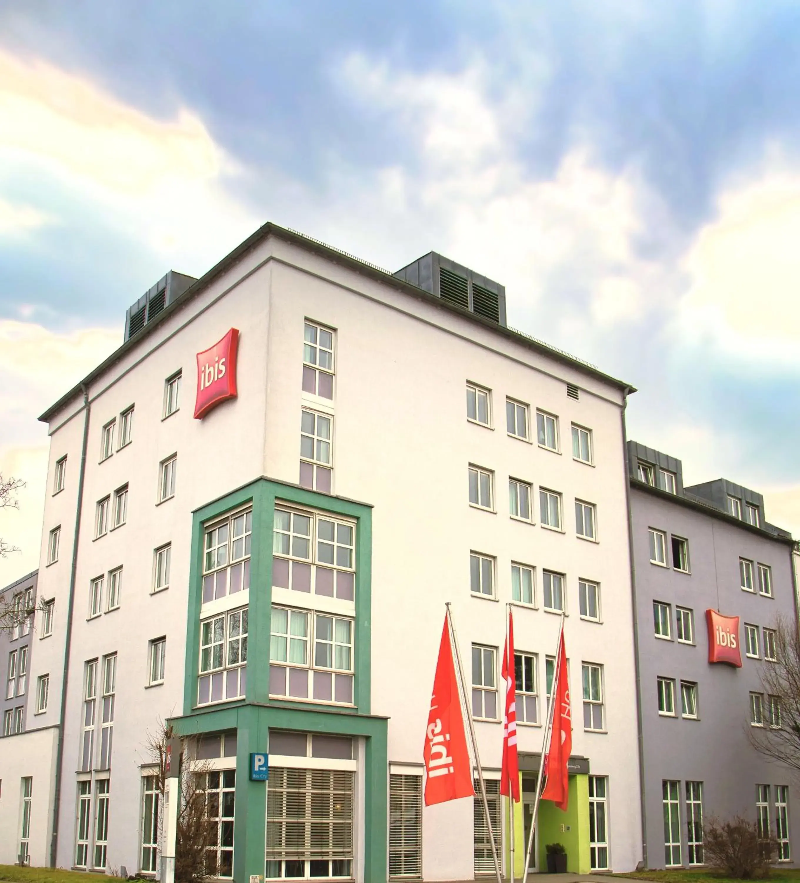 Property building in ibis Hotel Regensburg City Property building in ibis Hotel Regensburg City