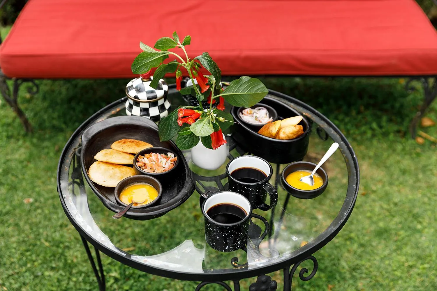 Restaurant/places to eat in Hacienda La Cienega