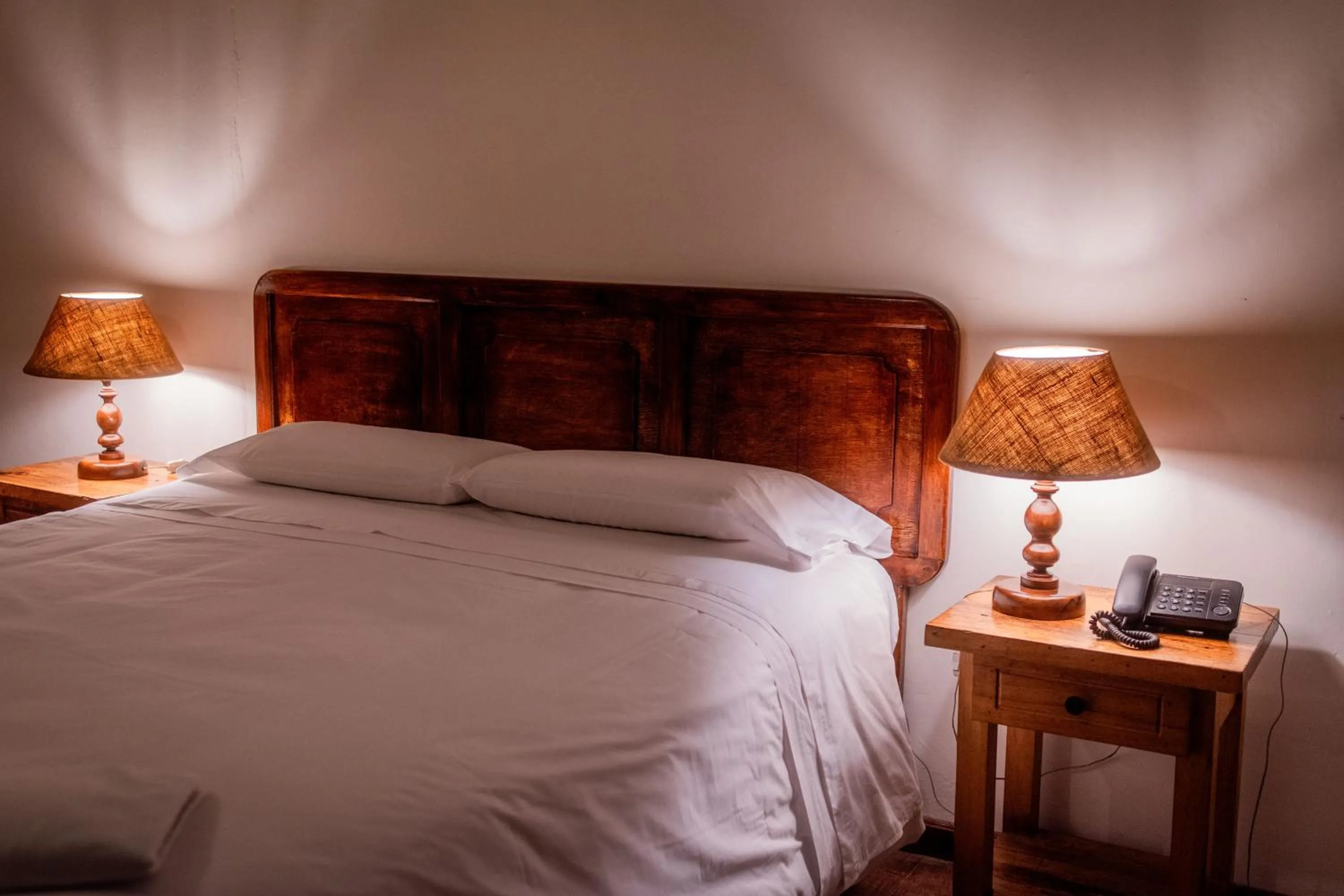 Bed in Hacienda La Cienega