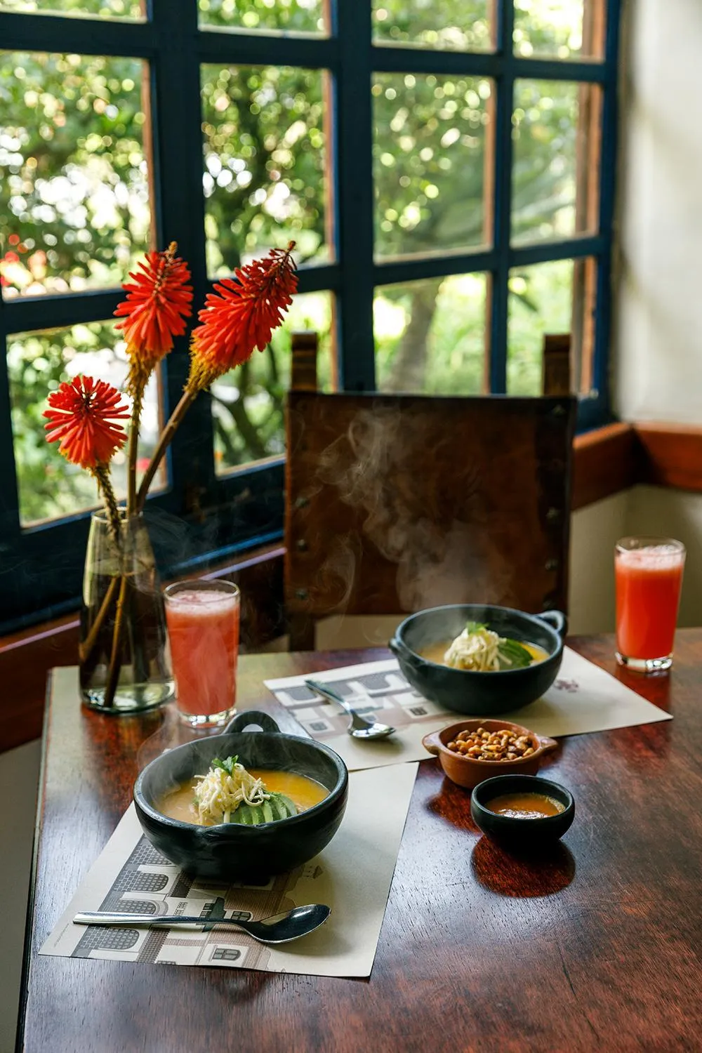 Restaurant/places to eat in Hacienda La Cienega