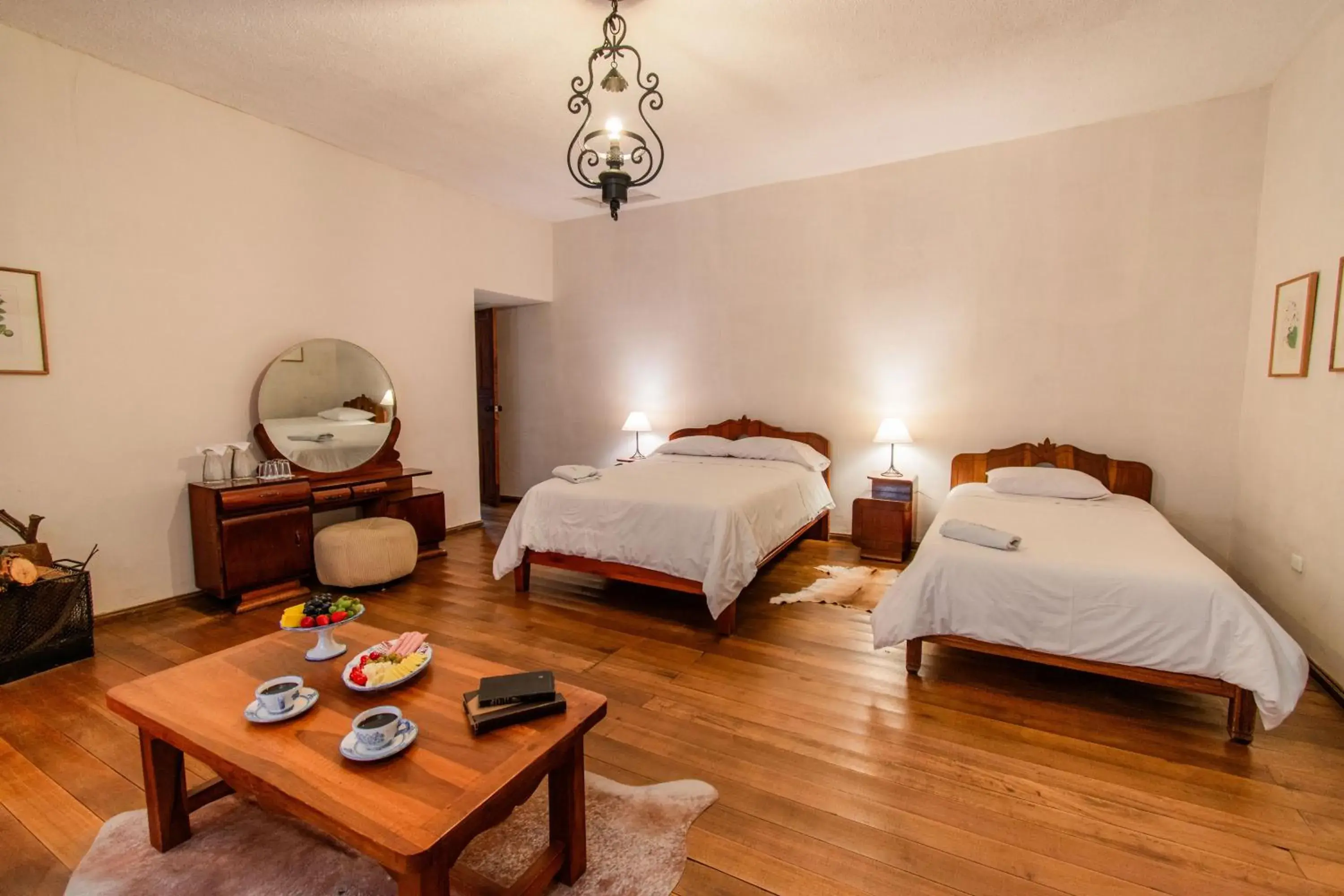 Family Suite in Hacienda La Cienega Family Suite in Hacienda La Cienega