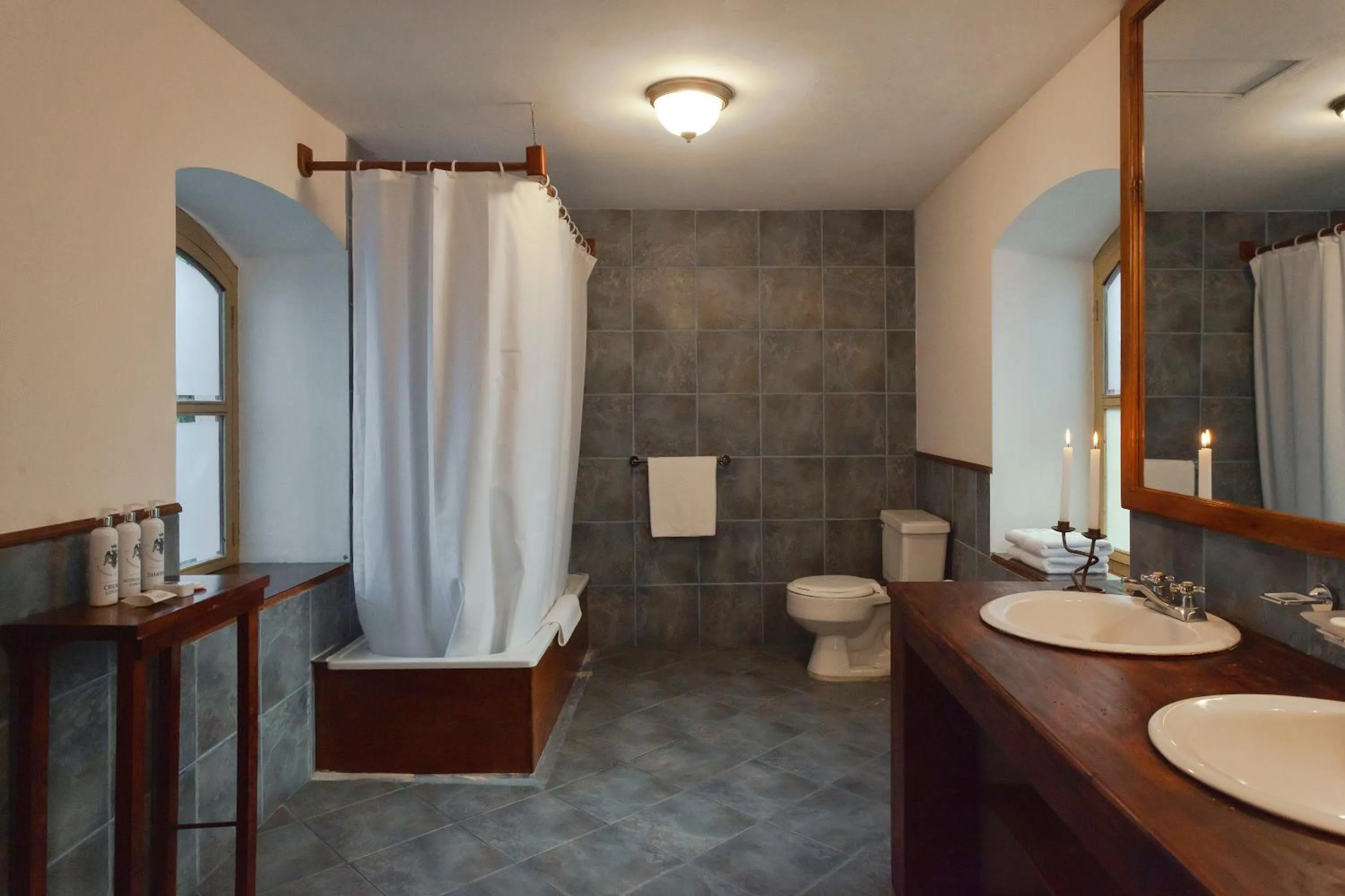 Toilet in Hacienda La Cienega