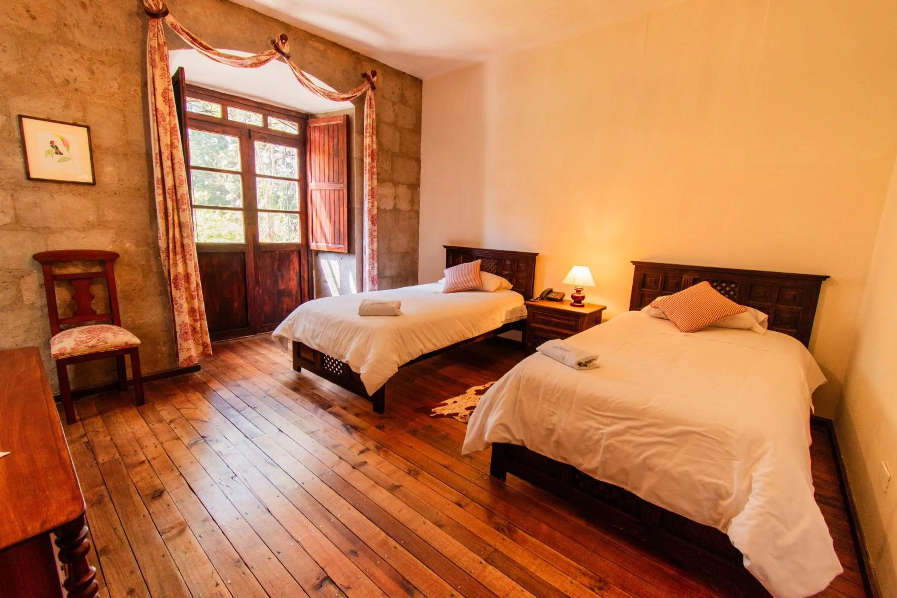 Bed in Hacienda La Cienega