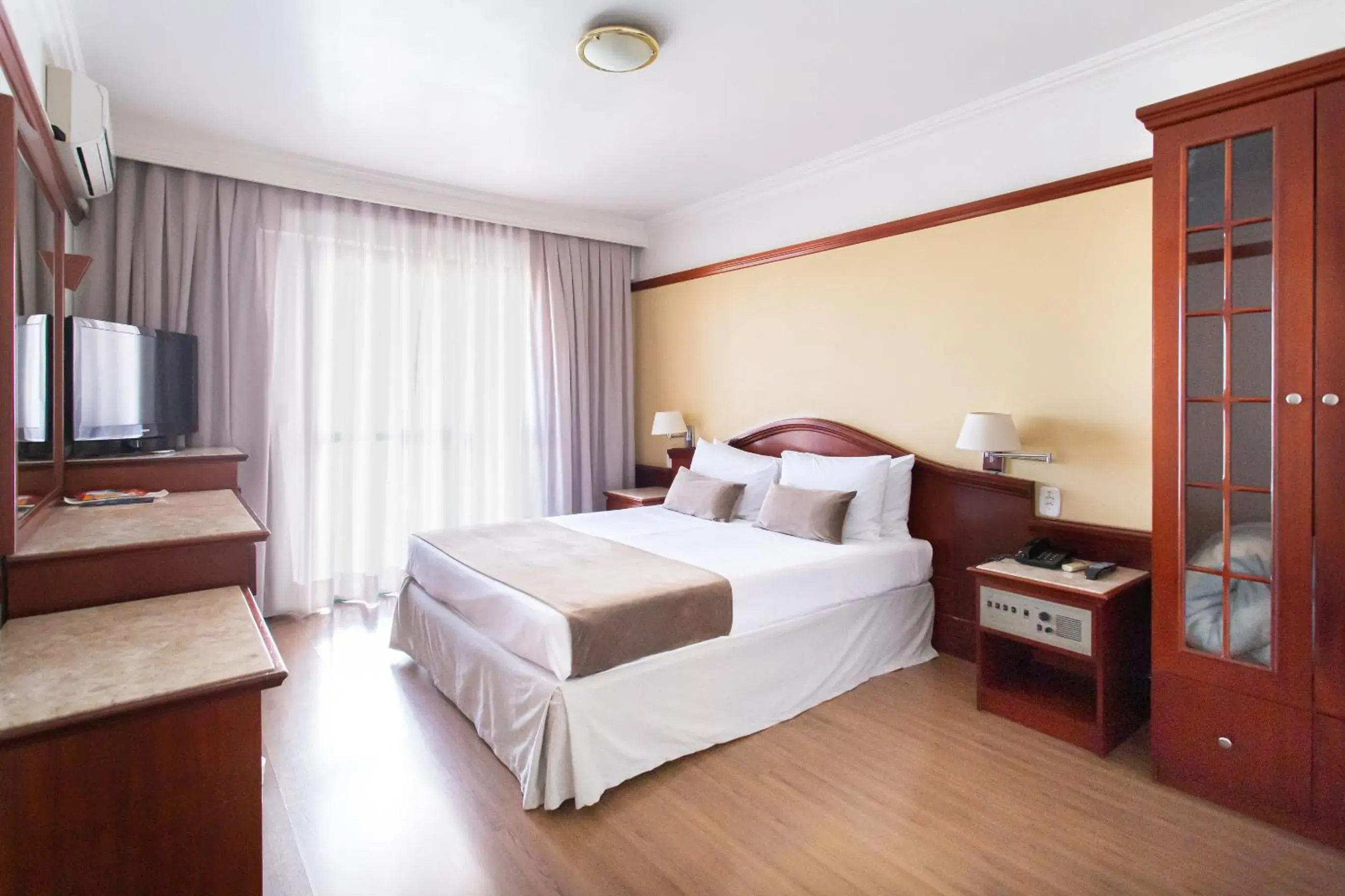 Luxury Double Room (Couple) - single occupancy in Jandaia Turismo Hotel Luxury Double Room (Couple) - single occupancy in Jandaia Turismo Hotel