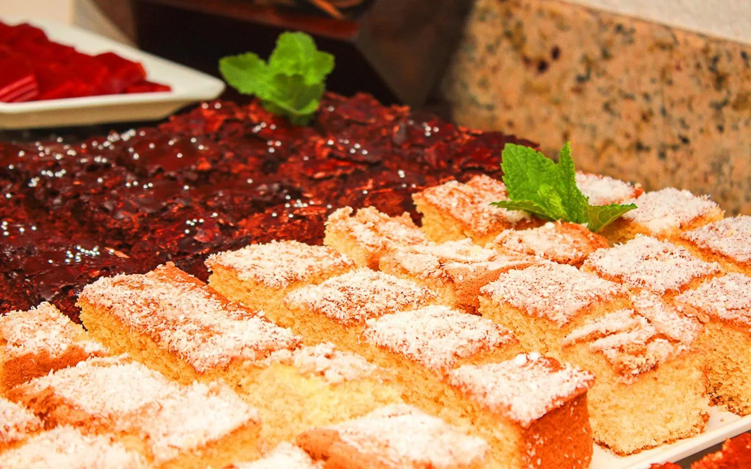 Buffet breakfast in Jandaia Turismo Hotel