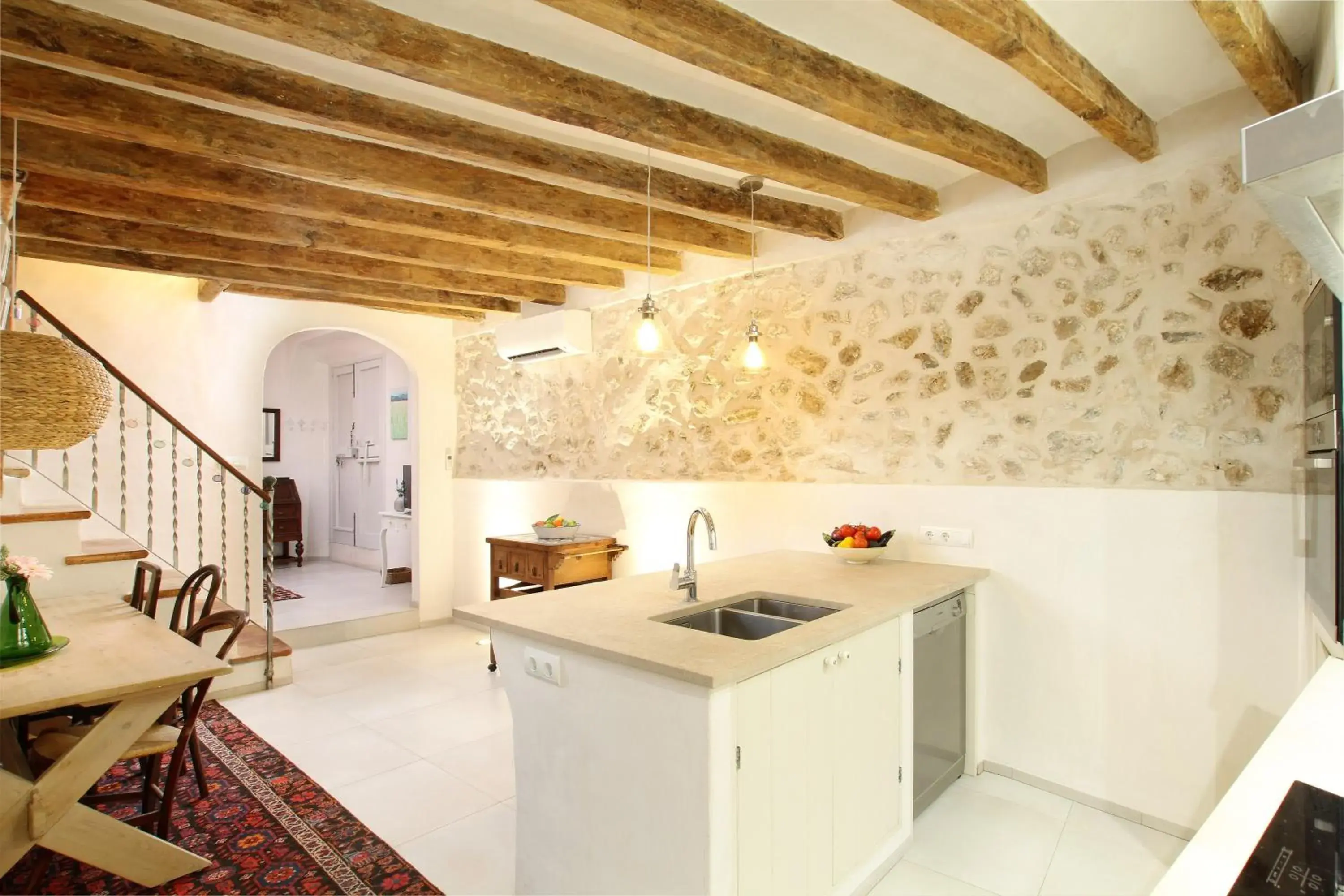 Casa Guiraud, Cosy and Welcoming Townhouse Casa Guiraud, Cosy and Welcoming Townhouse
