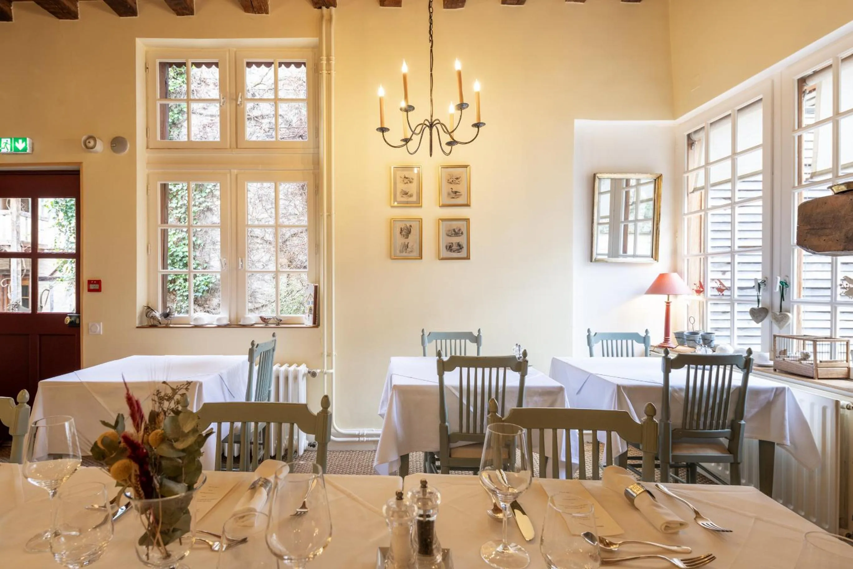 Restaurant/places to eat in La Maison de Rhodes Hôtel & Spa