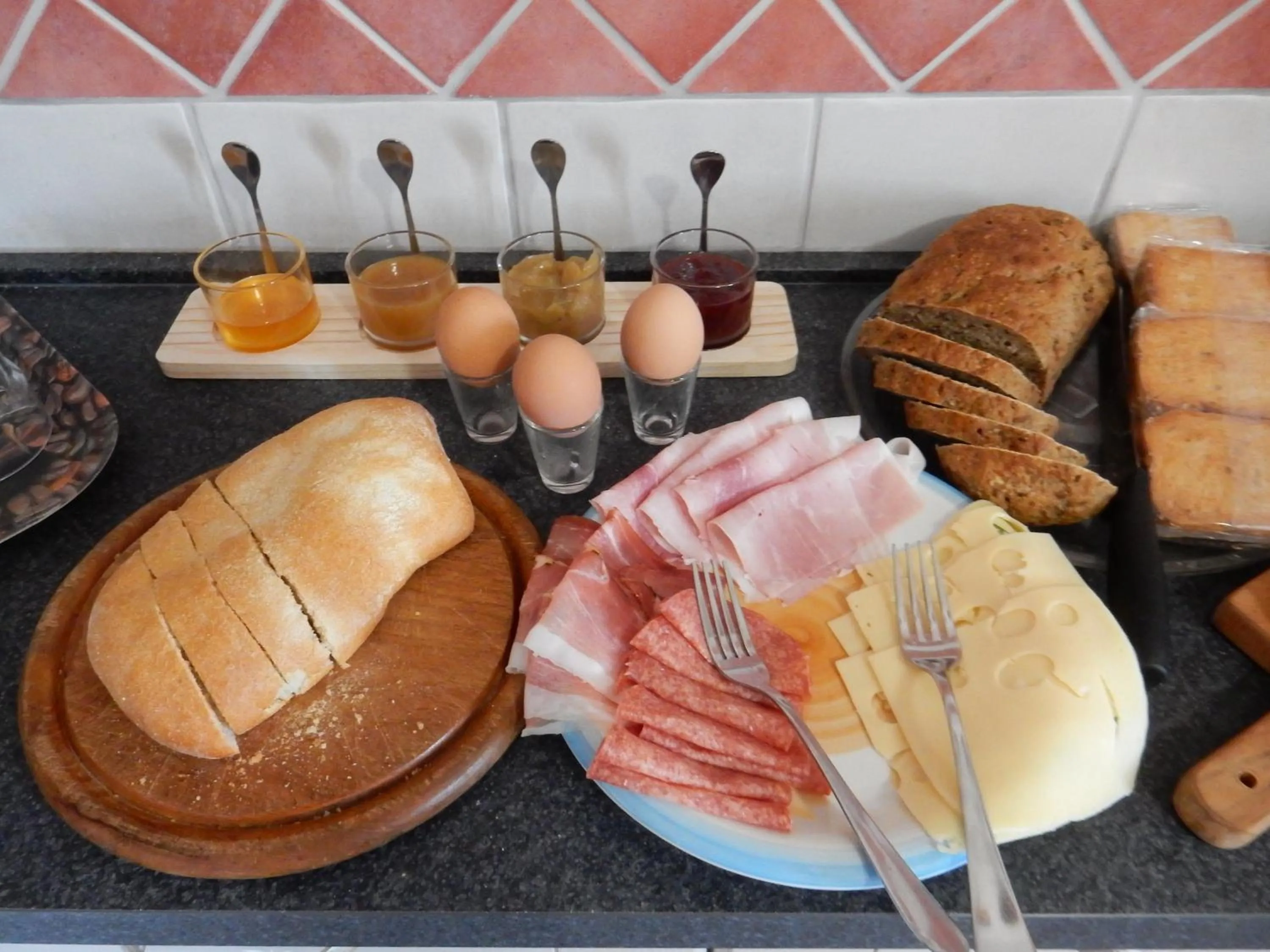 Continental breakfast in B&B Eleonora D'Arborea, Centro Storico