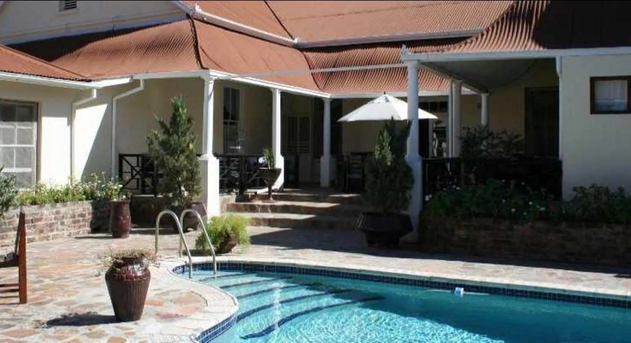 Facade/entrance in Karoopark Guest House