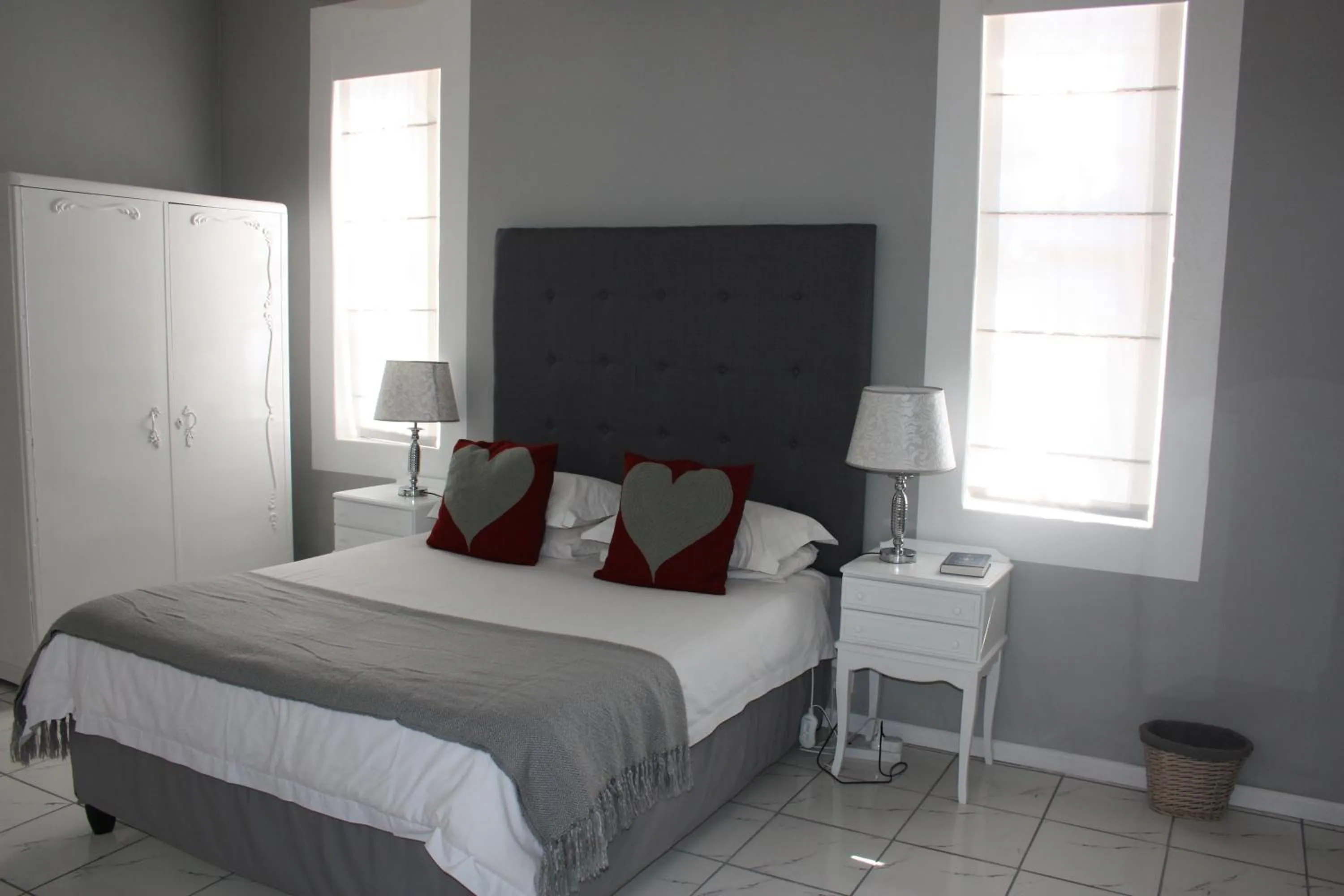 Bed in Karoopark Guest House