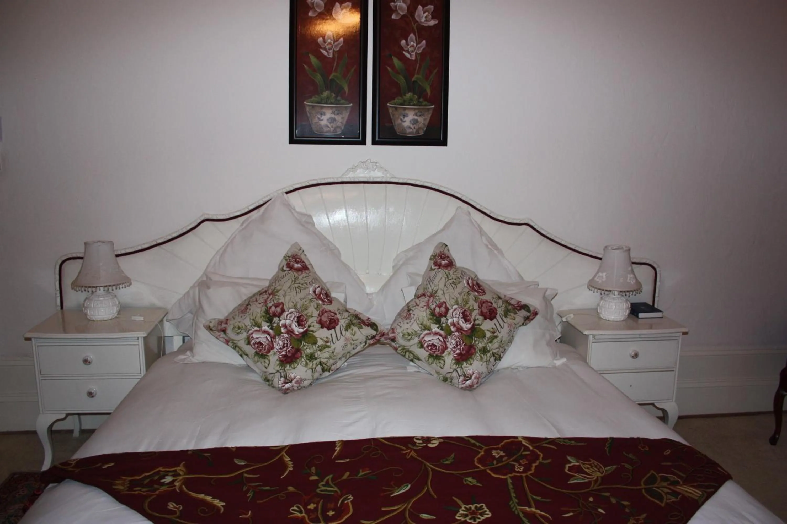 Bed in Karoopark Guest House