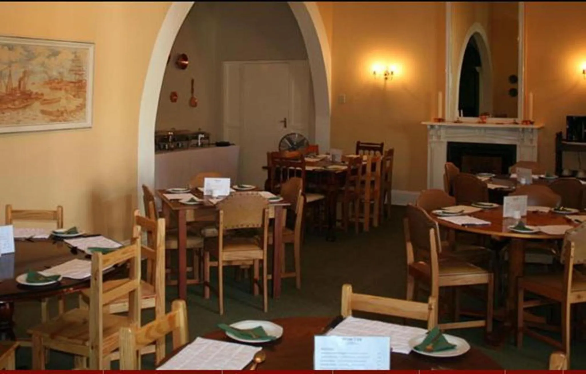 Restaurant/places to eat in Karoopark Guest House