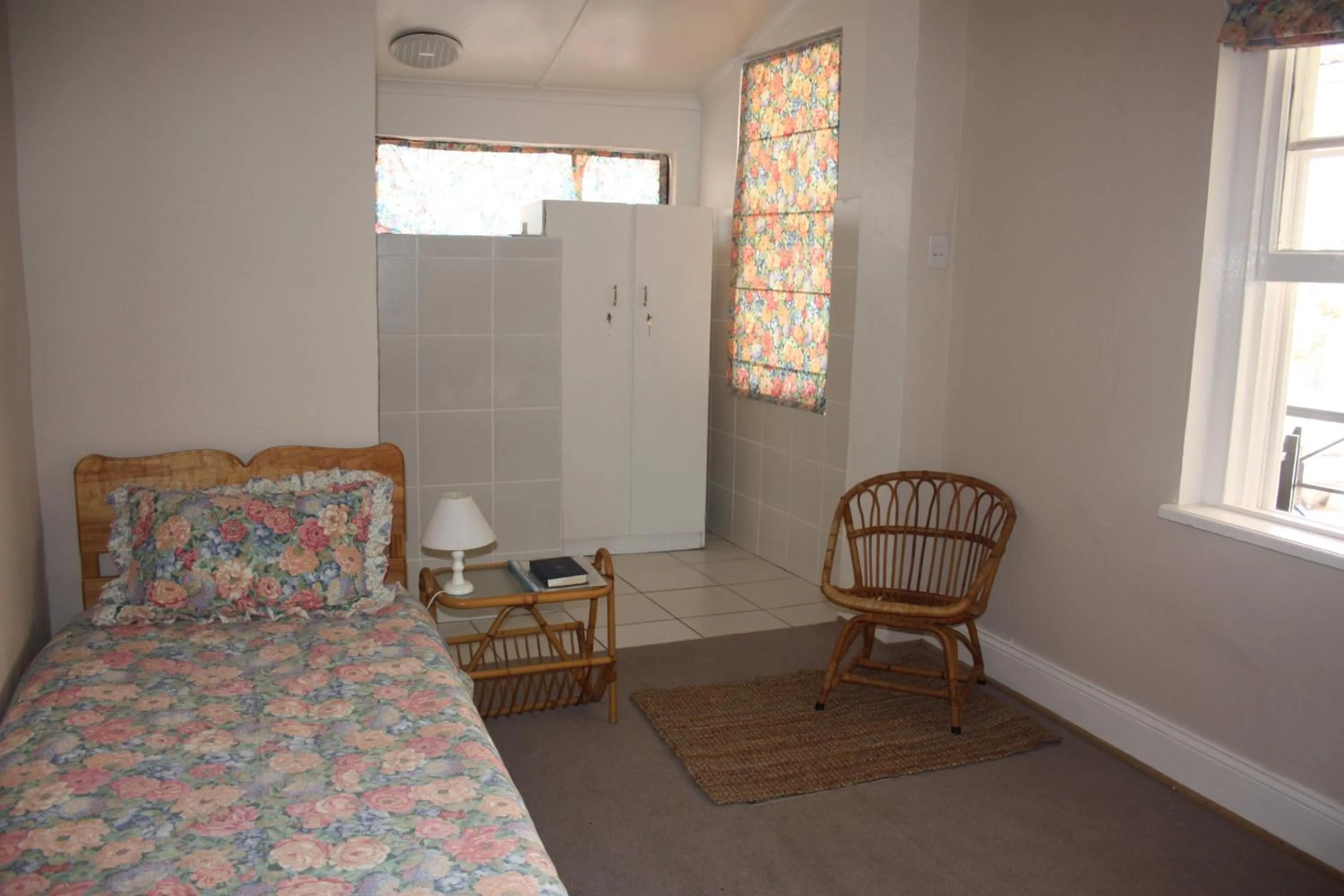 Bed in Karoopark Guest House