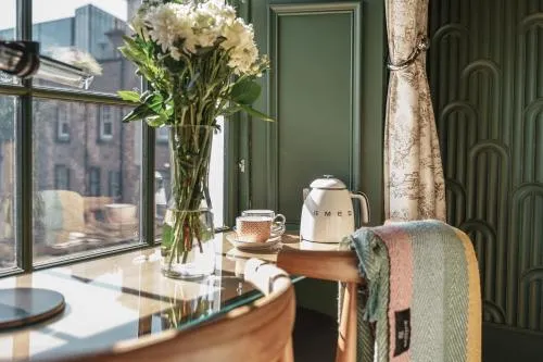 Bonnie Hotel - Smart Boutique ApartHotel - Haymarket Edinburgh