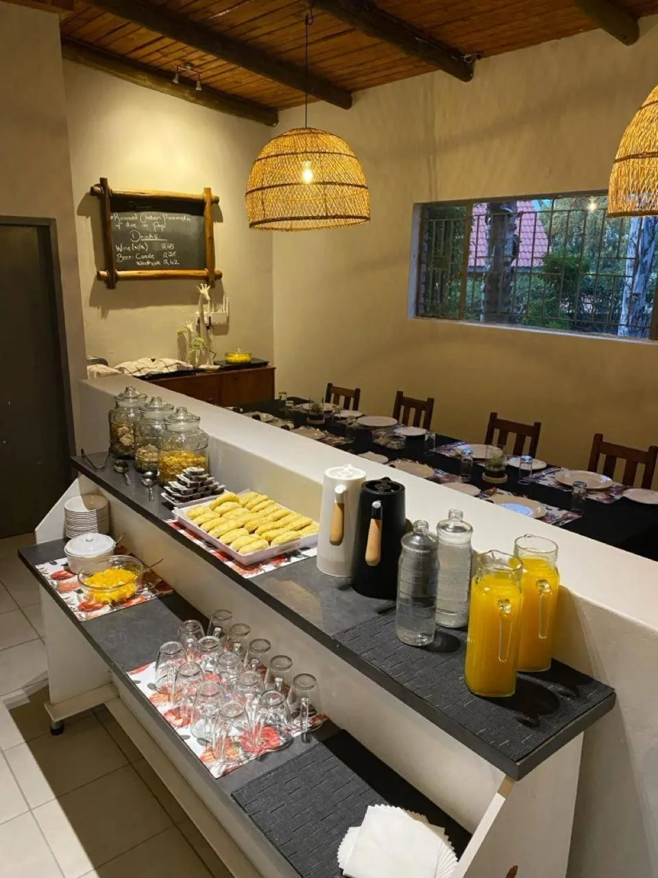 Restaurant/places to eat in Gorgeous Gecko Guesthouse