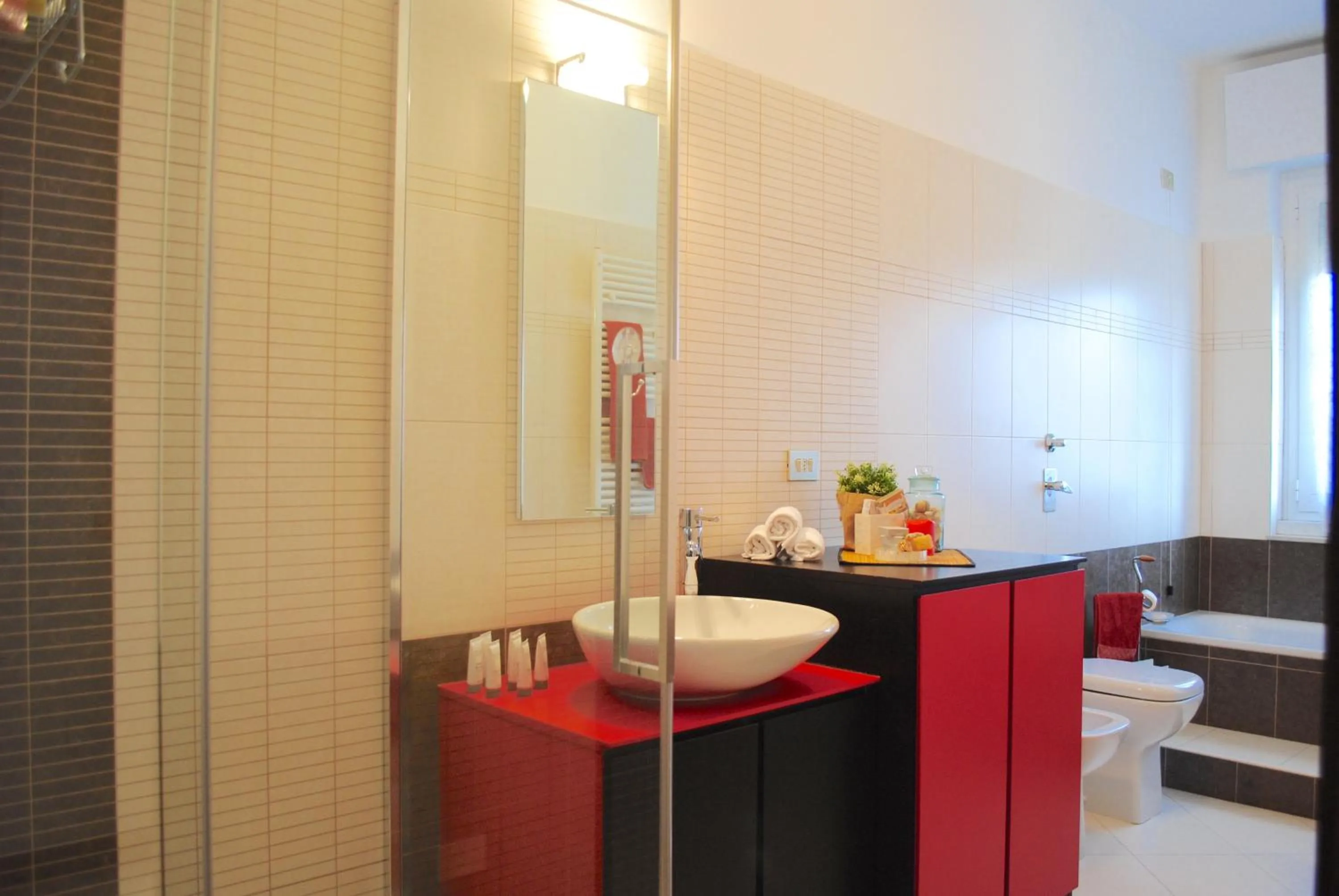 Shower in Bnbook-Costantino