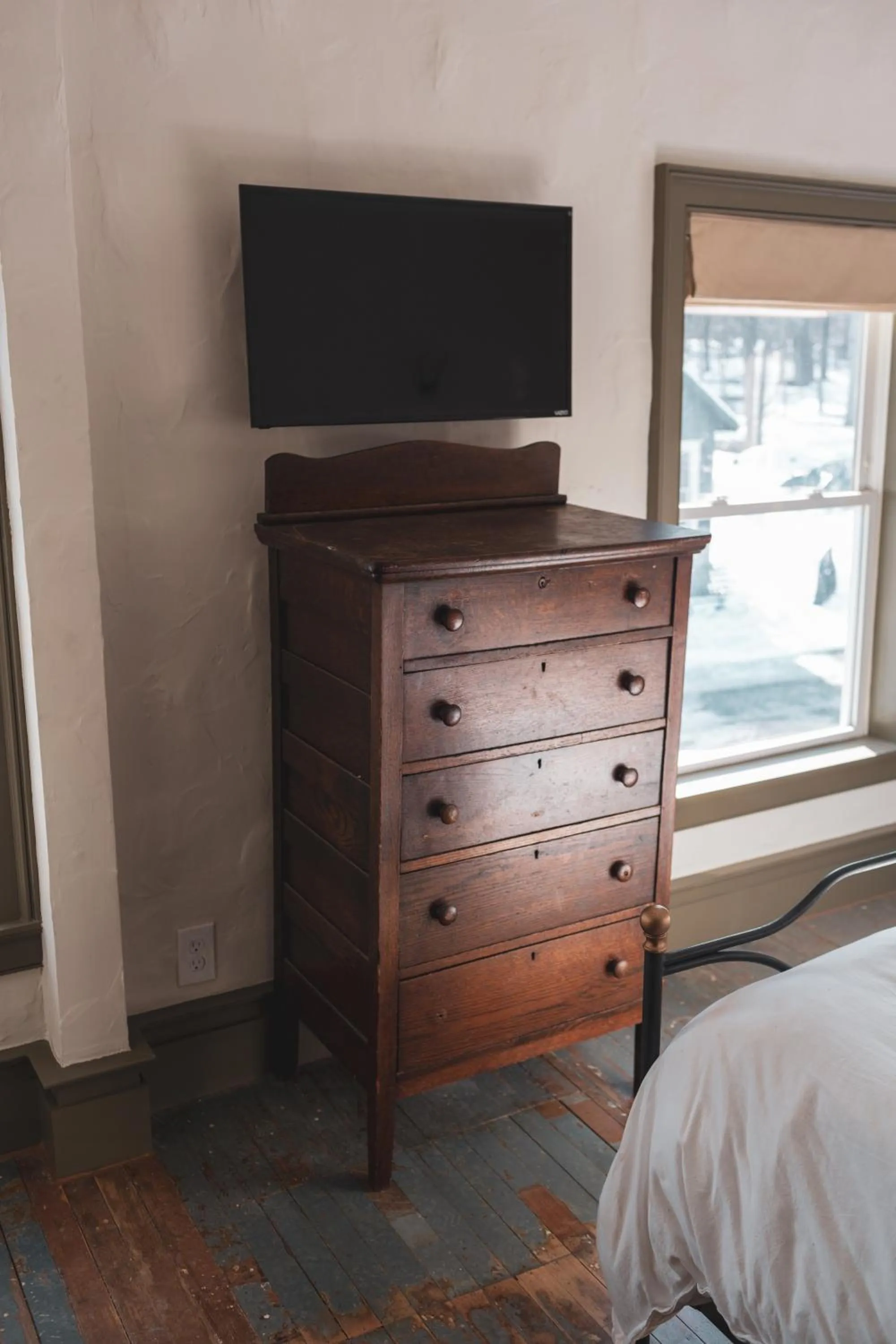 Bed in Stonehill's Farmhouse
