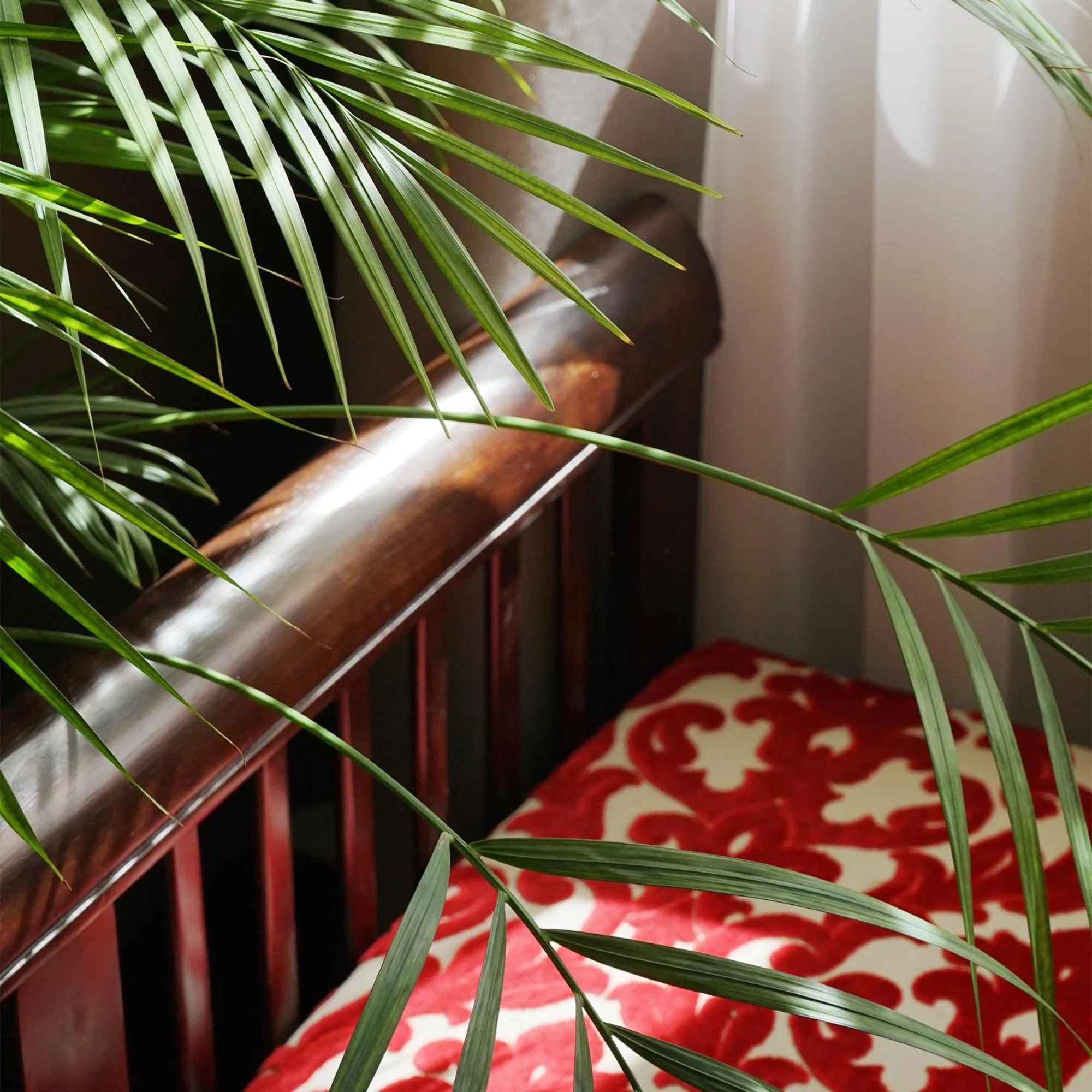 hair dresser in TIFLIS OPERA Aparthotel