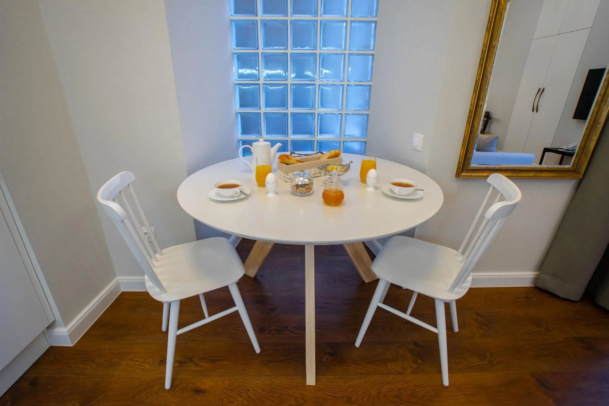 Dining area in TIFLIS OPERA Aparthotel