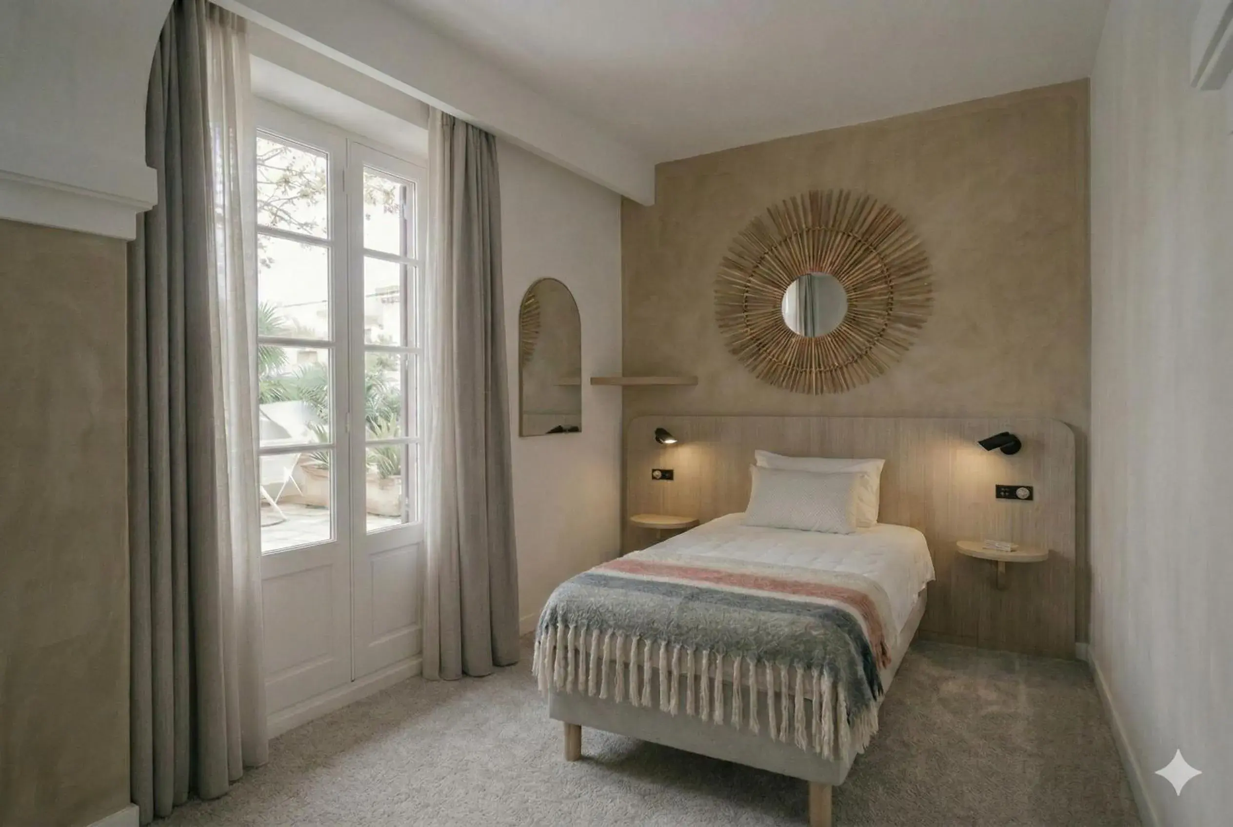 Bed in Hôtel & Résidence Vacances Bleues Orhoïtza Bed in Hôtel & Résidence Vacances Bleues Orhoïtza