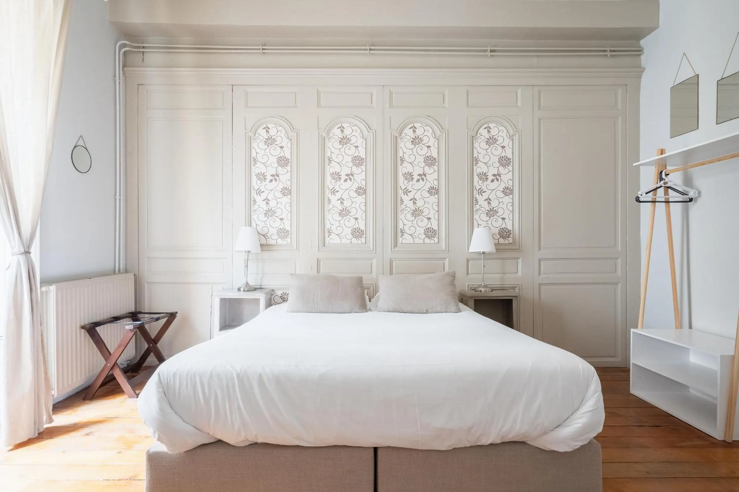 Photo of the whole room, Bed in B&B L'Escapade Bordelaise