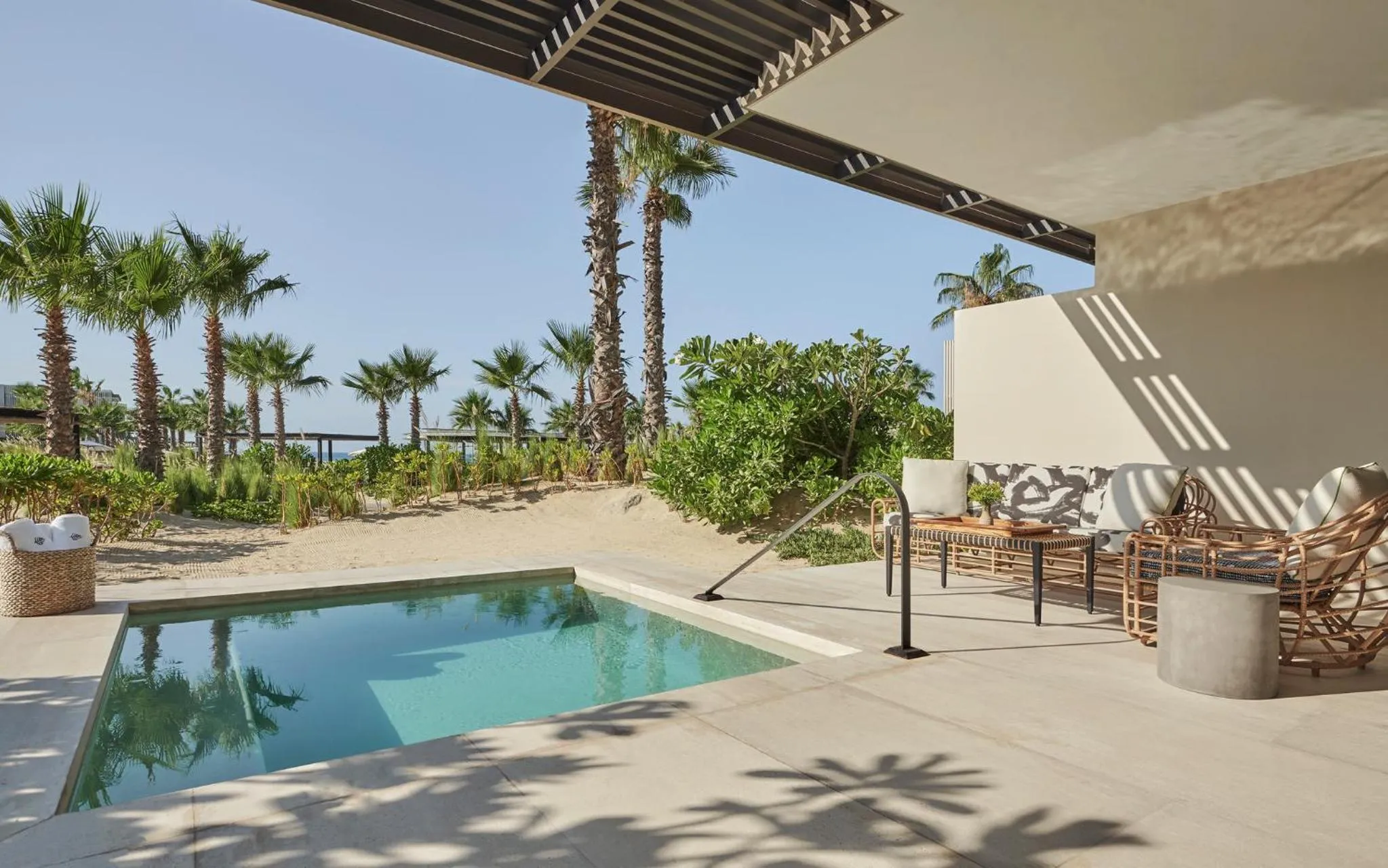 Pool view in Four Seasons Resort Los Cabos