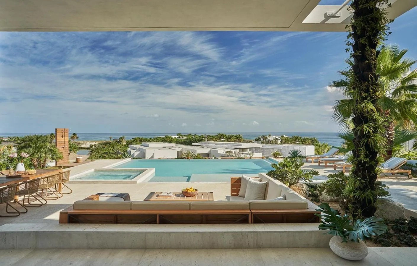 Pool view in Four Seasons Resort Los Cabos
