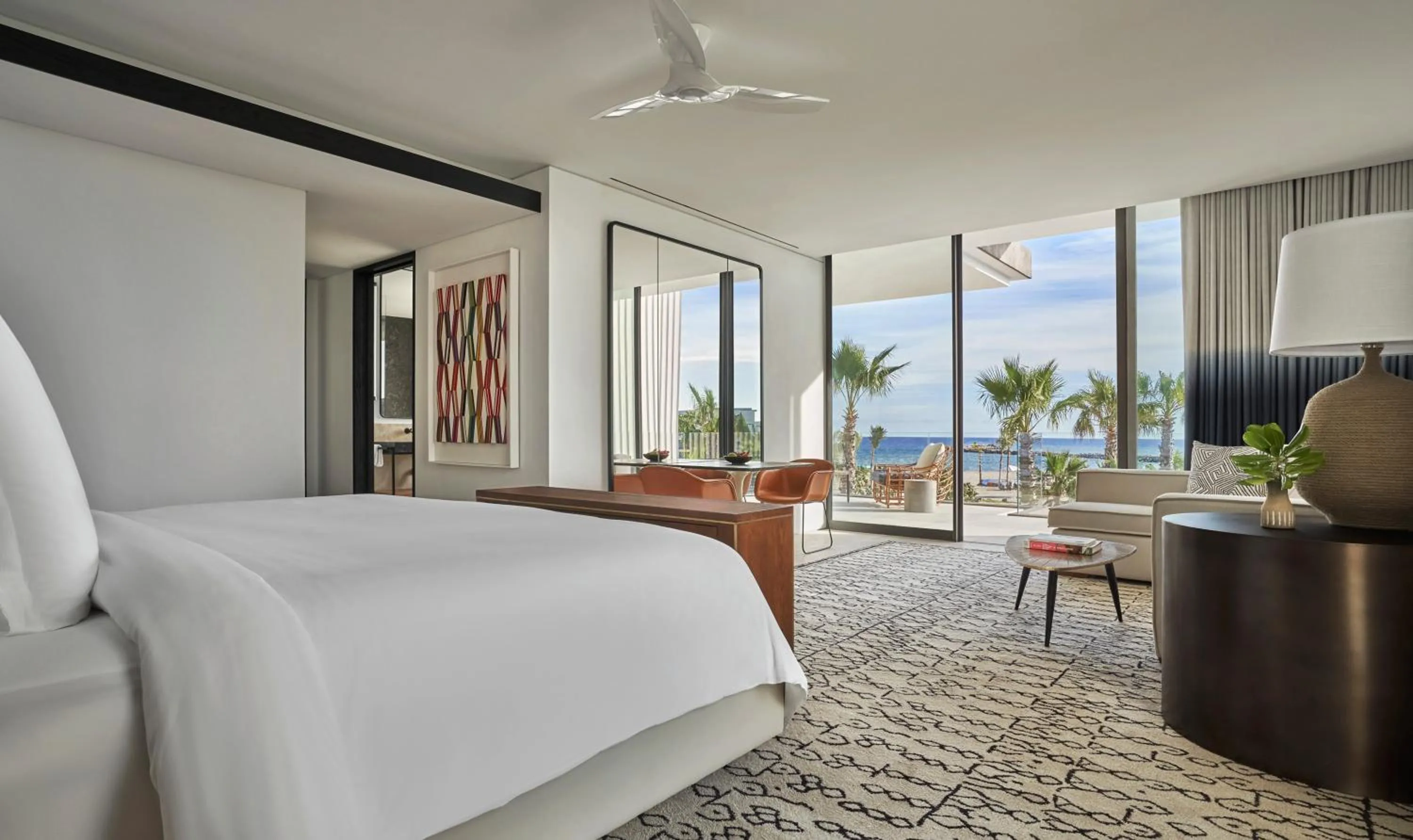 Photo of the whole room, Bed in Four Seasons Resort Los Cabos
