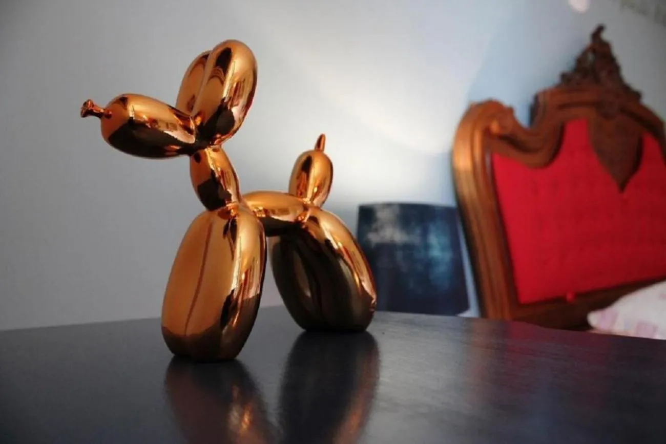 Pivoine et Cerise HOLDING FIVE