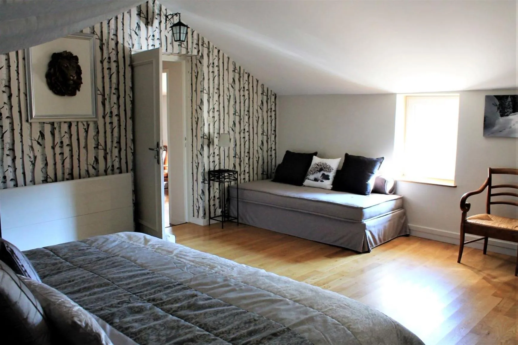 Pivoine et Cerise HOLDING FIVE