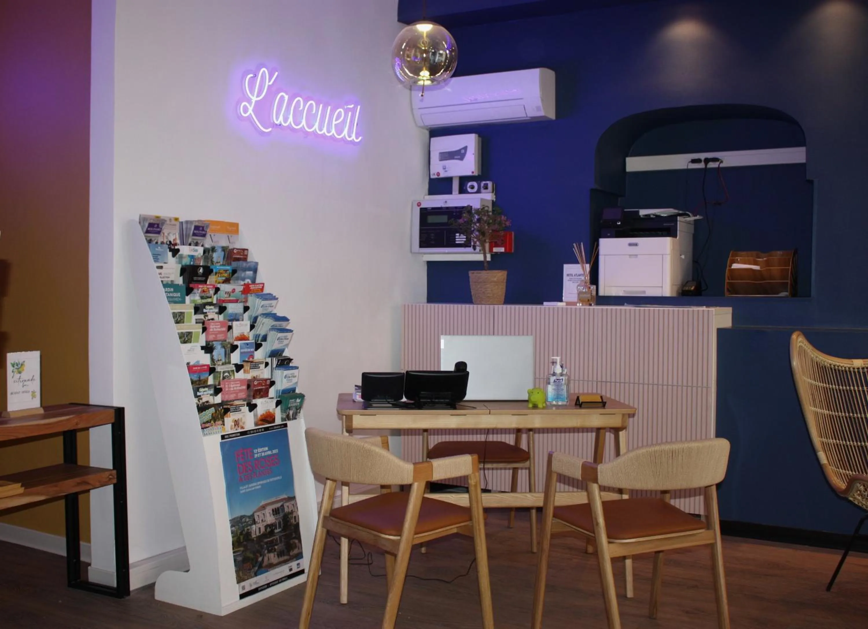 Lobby or reception in Charlie's Hôtel Cannes