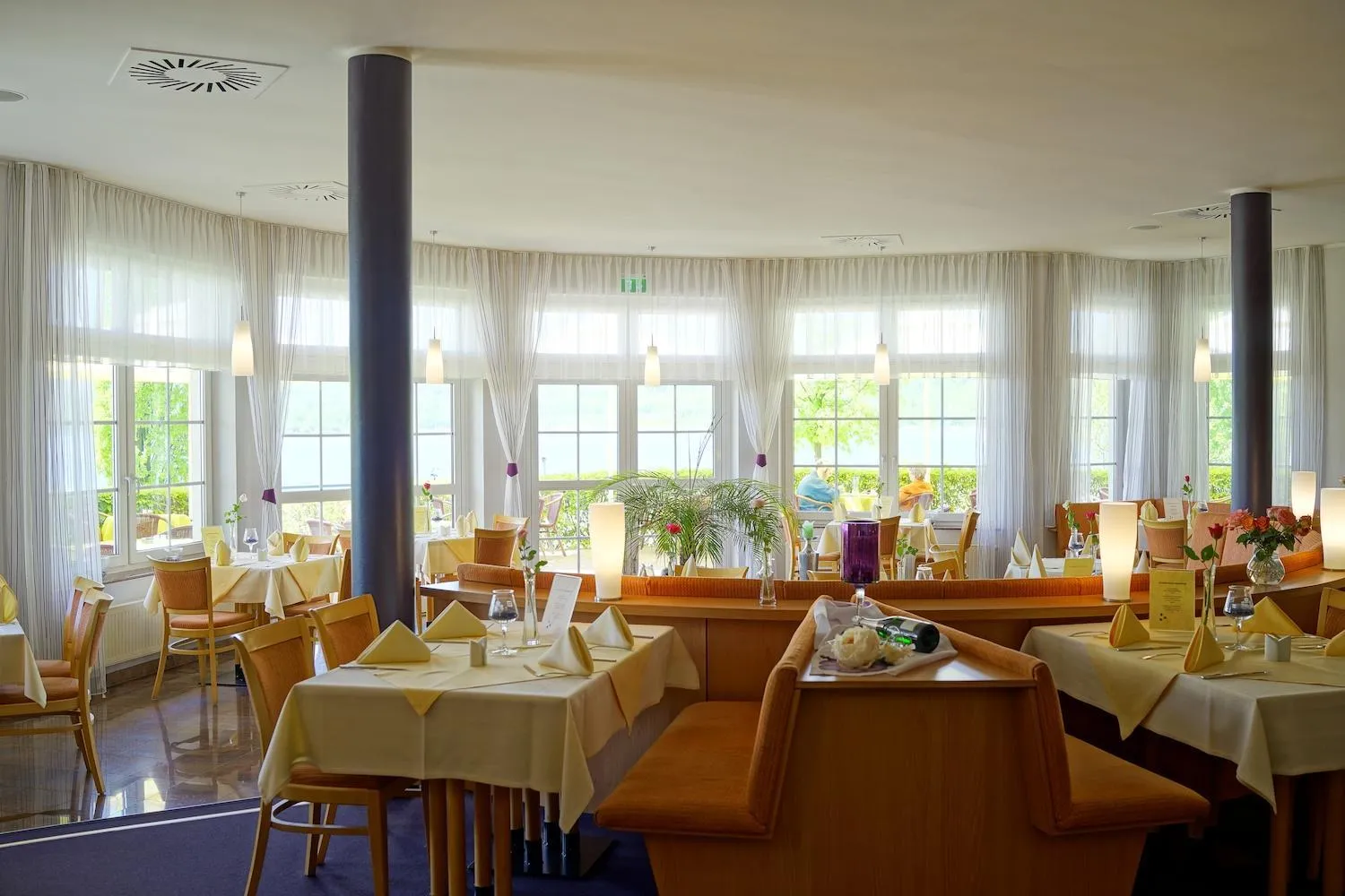 Restaurant/places to eat in Hotel Haus am See