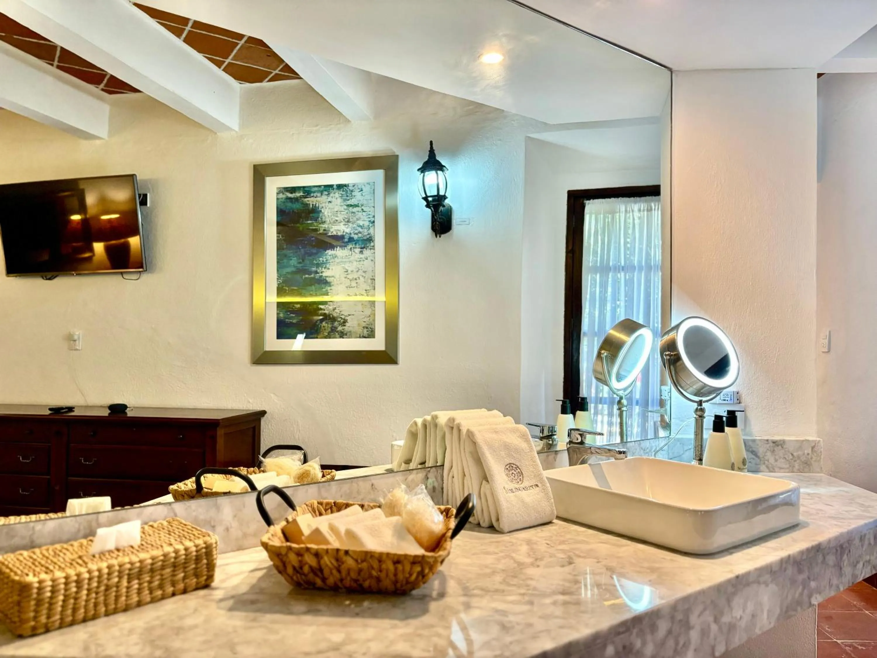 Bathroom in Molino de los Reyes